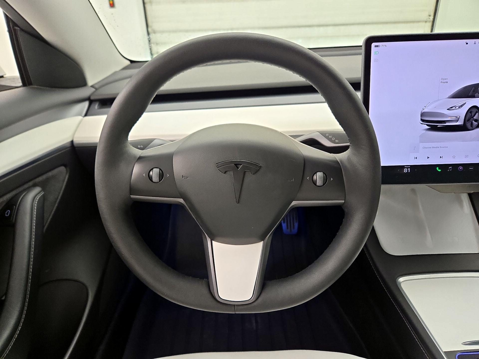 Thumbnail: 2022 Tesla Model 3 - 10