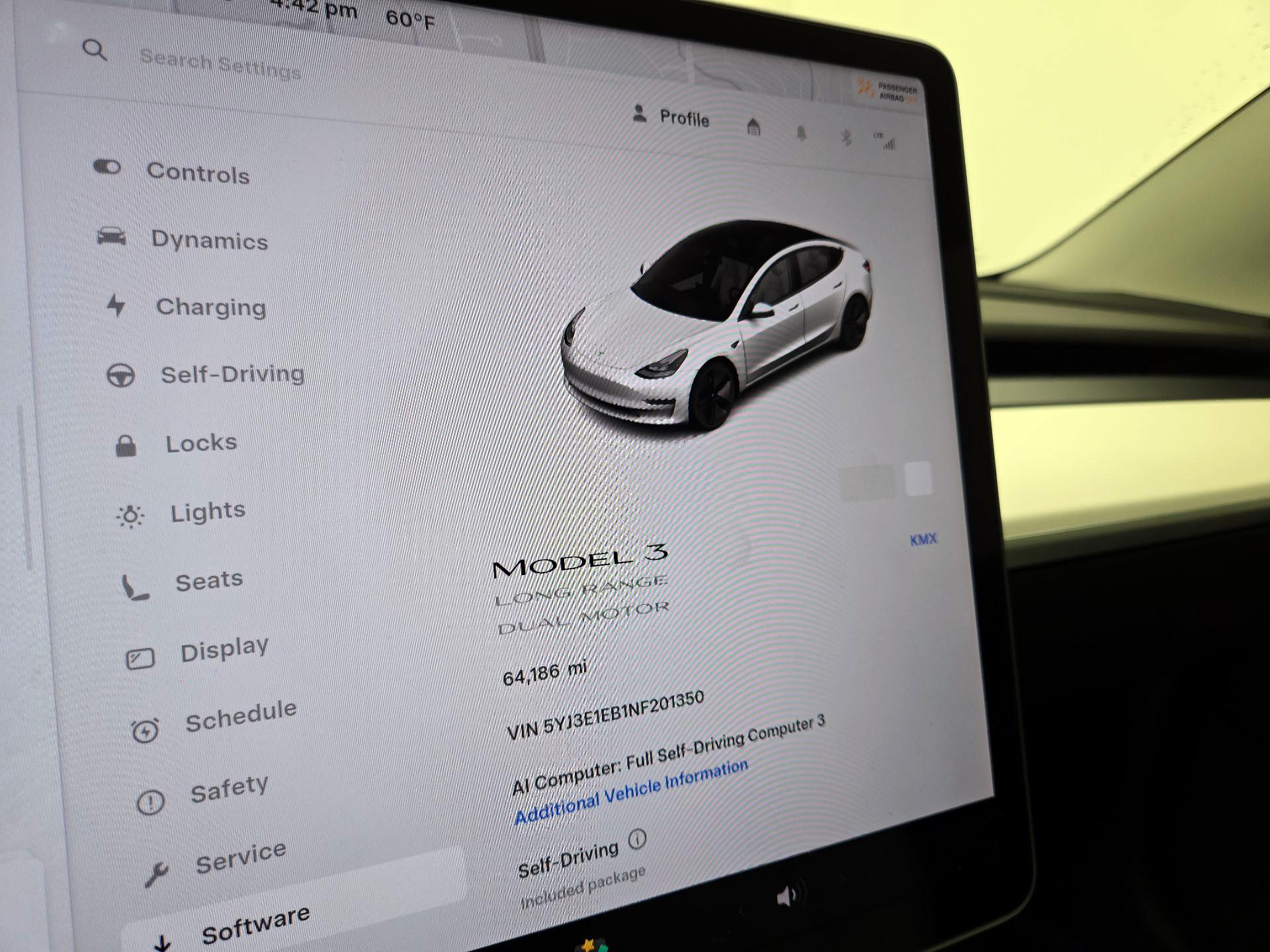 Thumbnail: 2022 Tesla Model 3 - 13