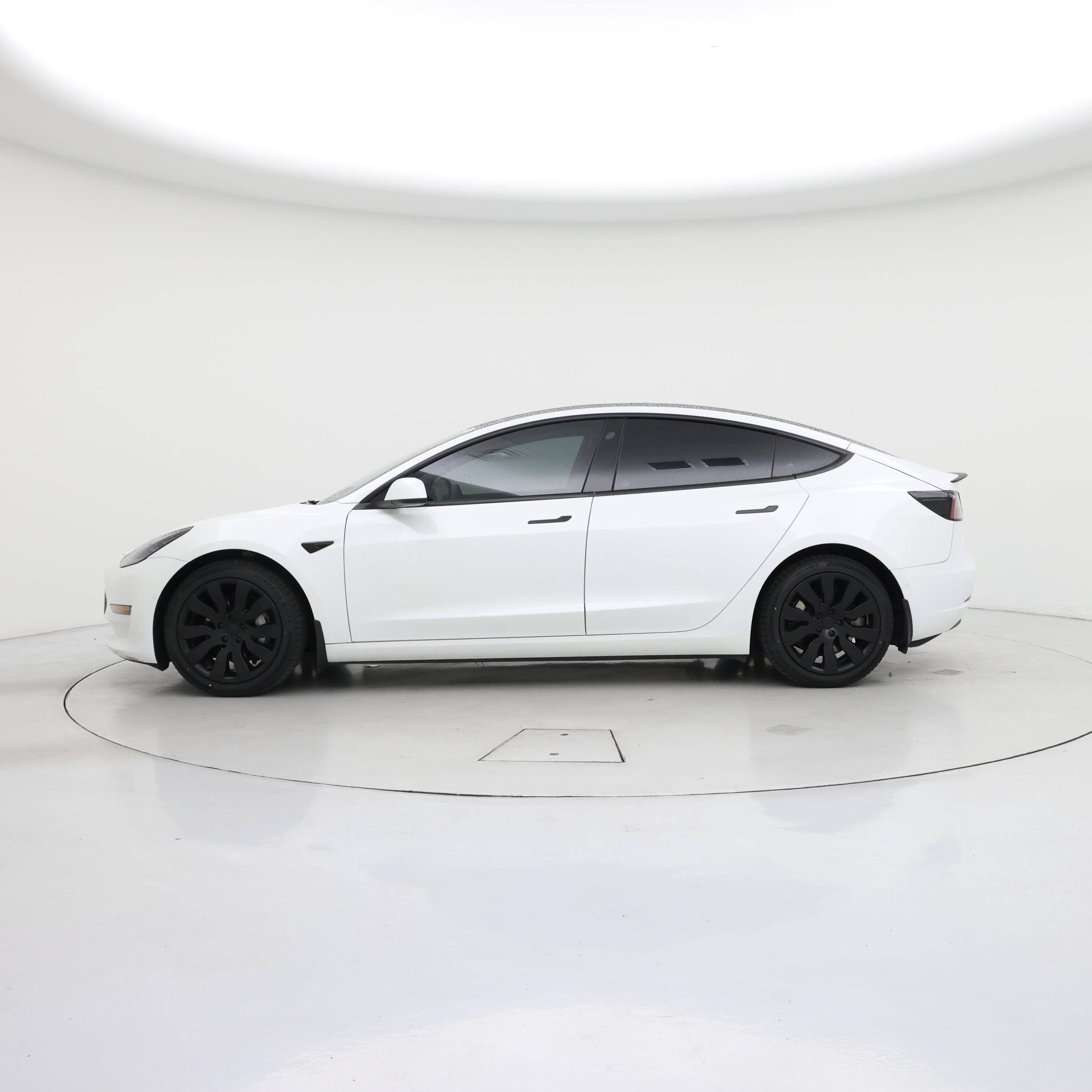 Thumbnail: 2022 Tesla Model 3 - 3