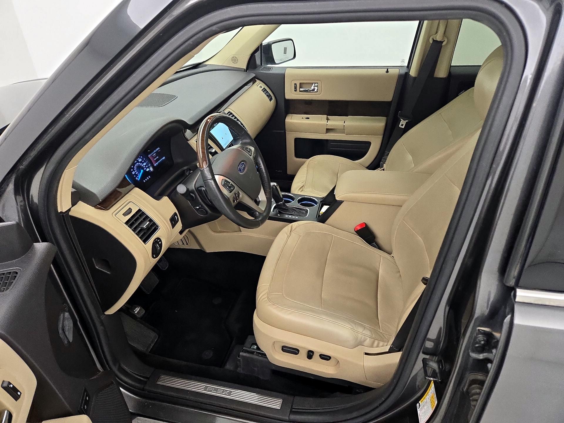 Thumbnail: 2018 Ford Flex - 11