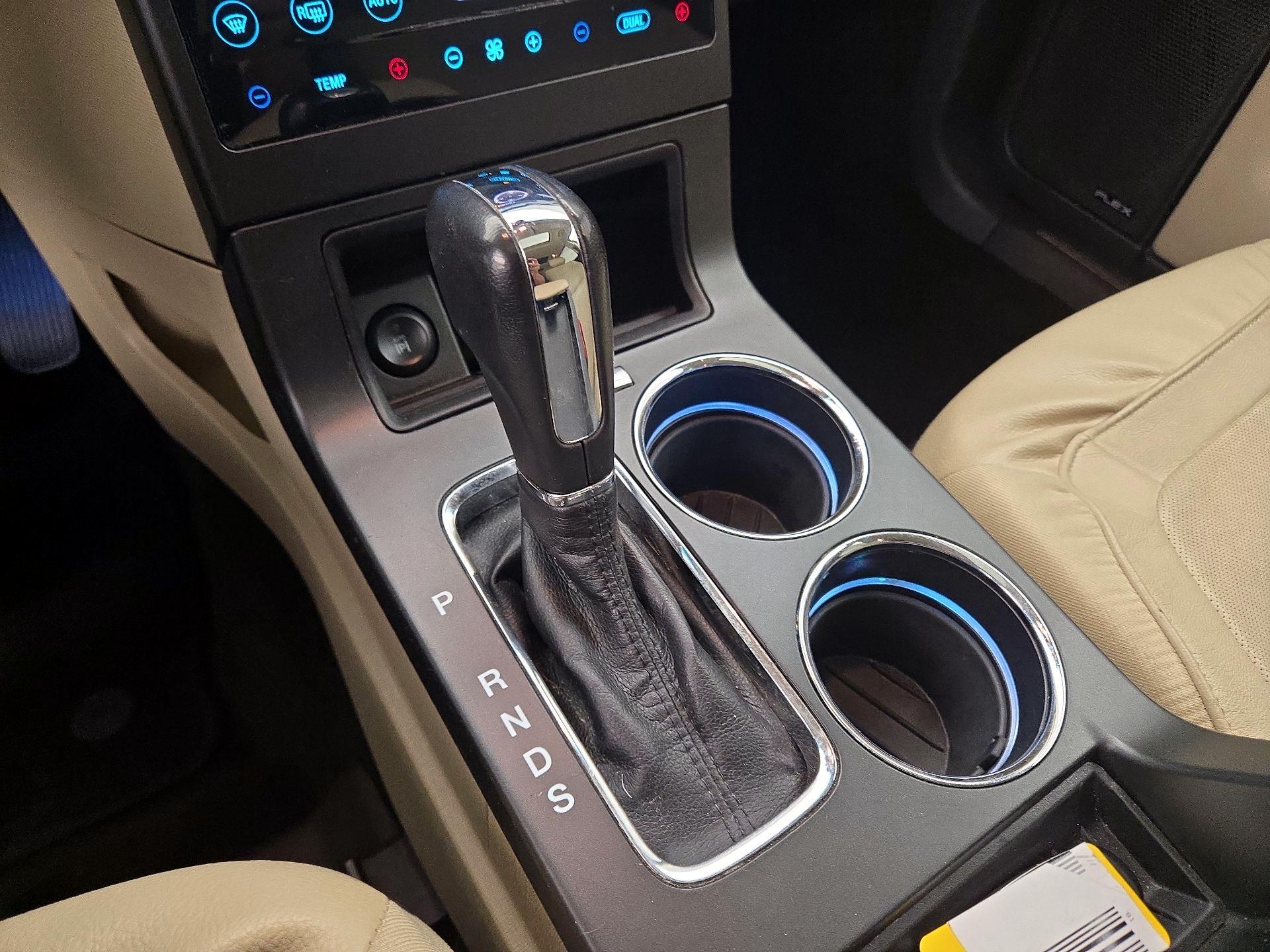 Thumbnail: 2018 Ford Flex - 18