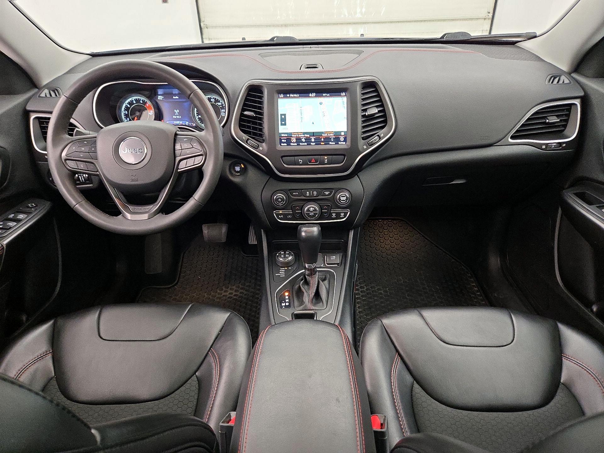 Thumbnail: 2022 Jeep Cherokee - 9