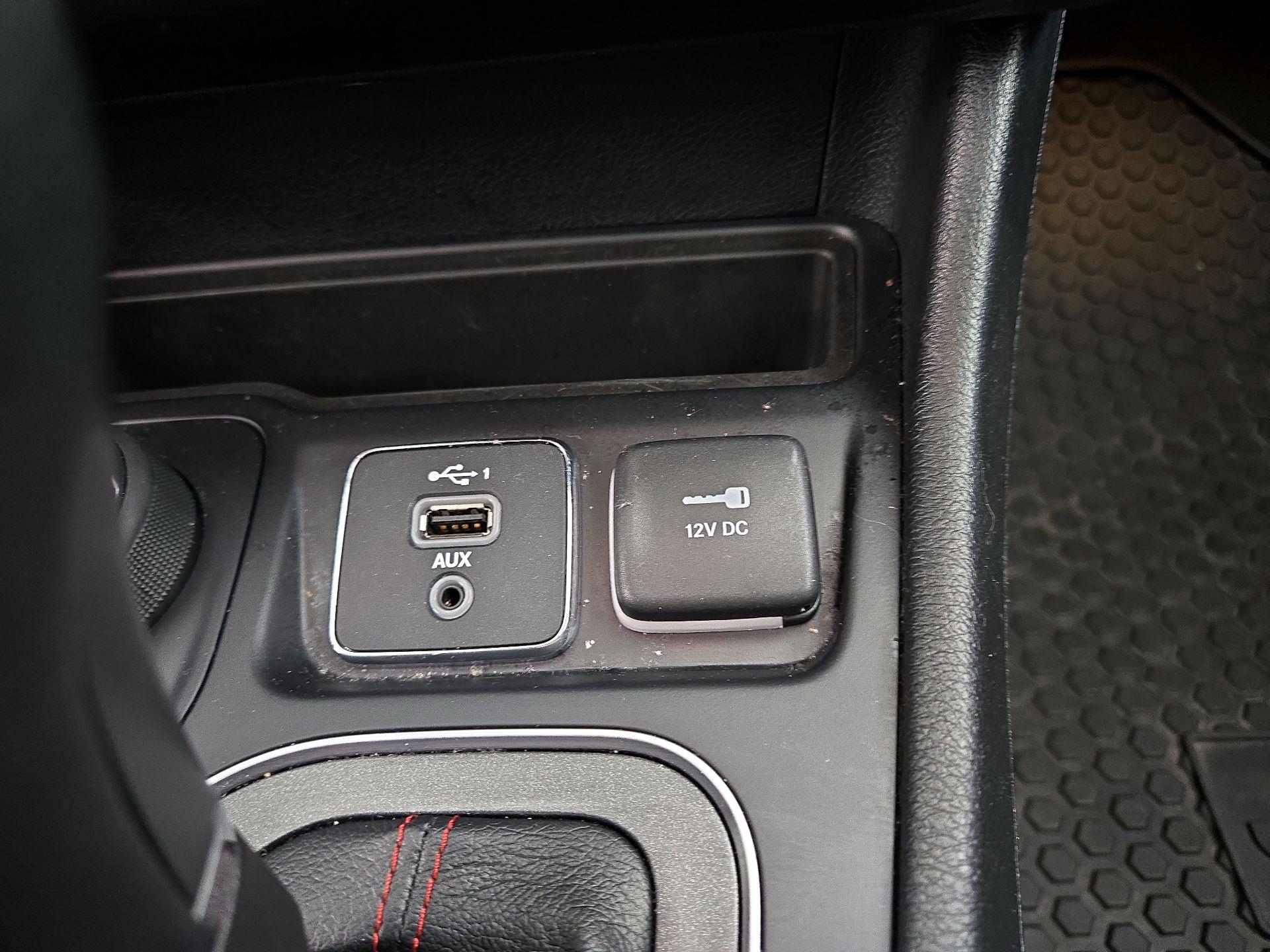 Thumbnail: 2022 Jeep Cherokee - 19