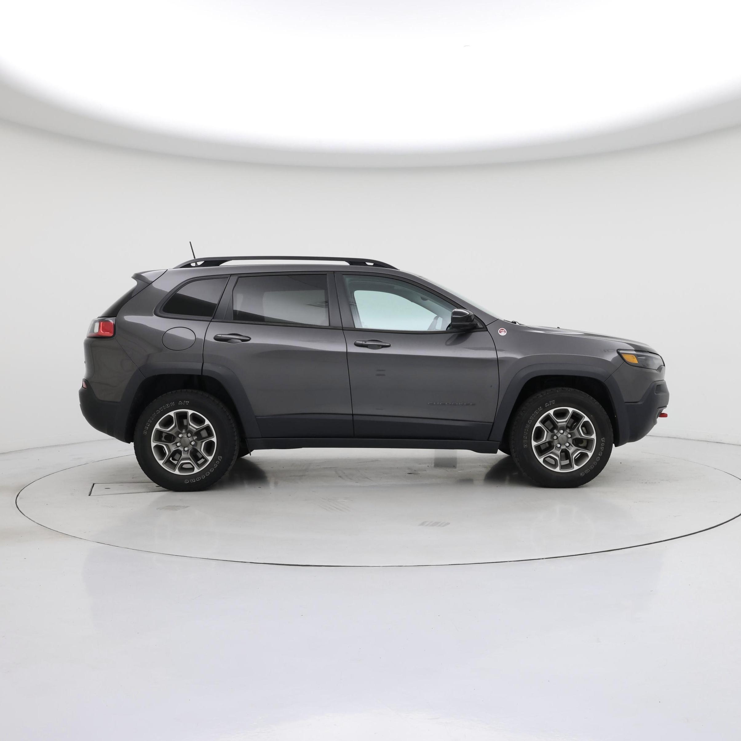 Thumbnail: 2022 Jeep Cherokee - 7