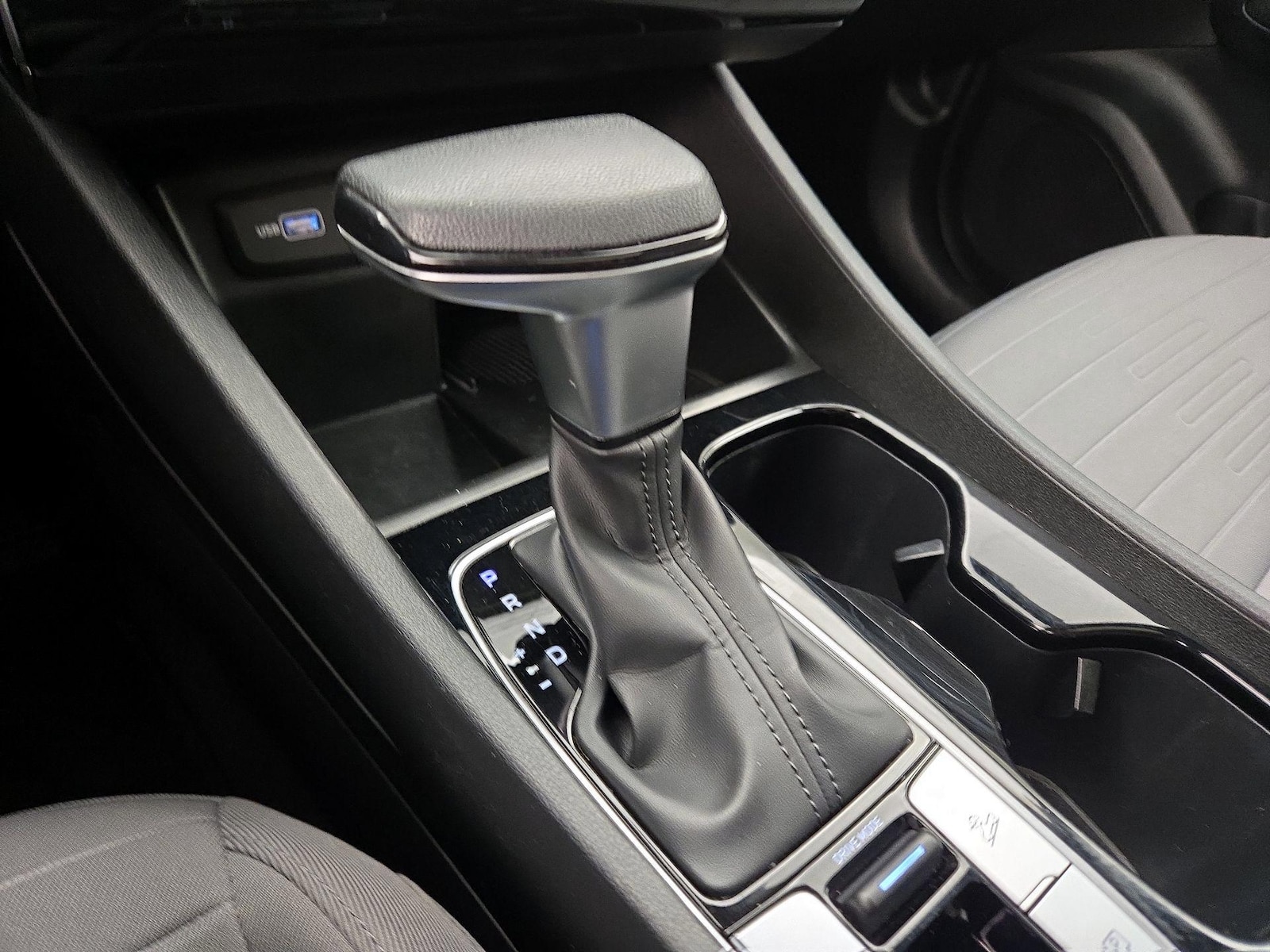 2022 Hyundai Santa Cruz SEL - Photo 18
