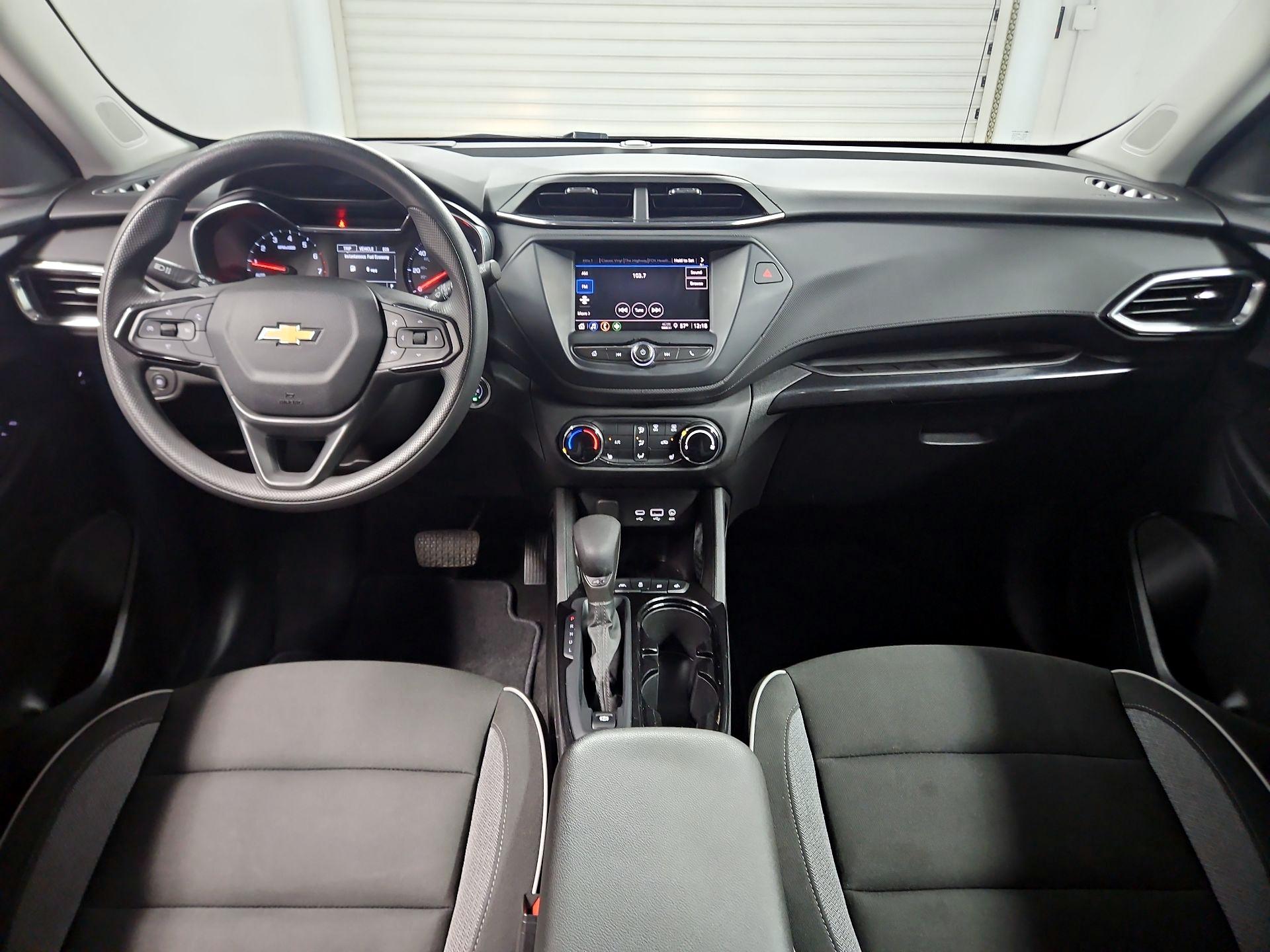 Thumbnail: 2023 Chevrolet TrailBlazer - 9