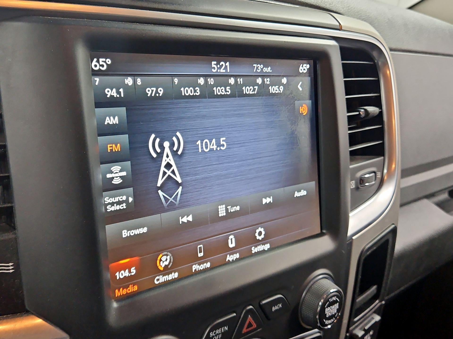 Thumbnail: 2020 RAM 1500 Classic - 15