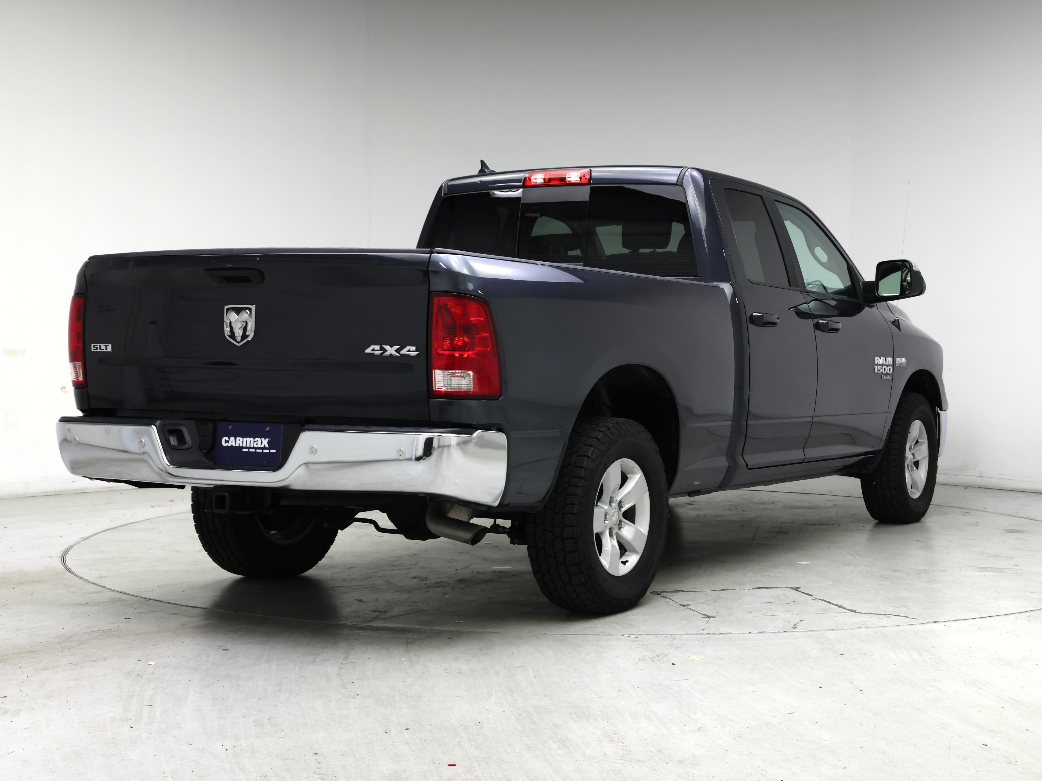 Thumbnail: 2020 RAM 1500 Classic - 8