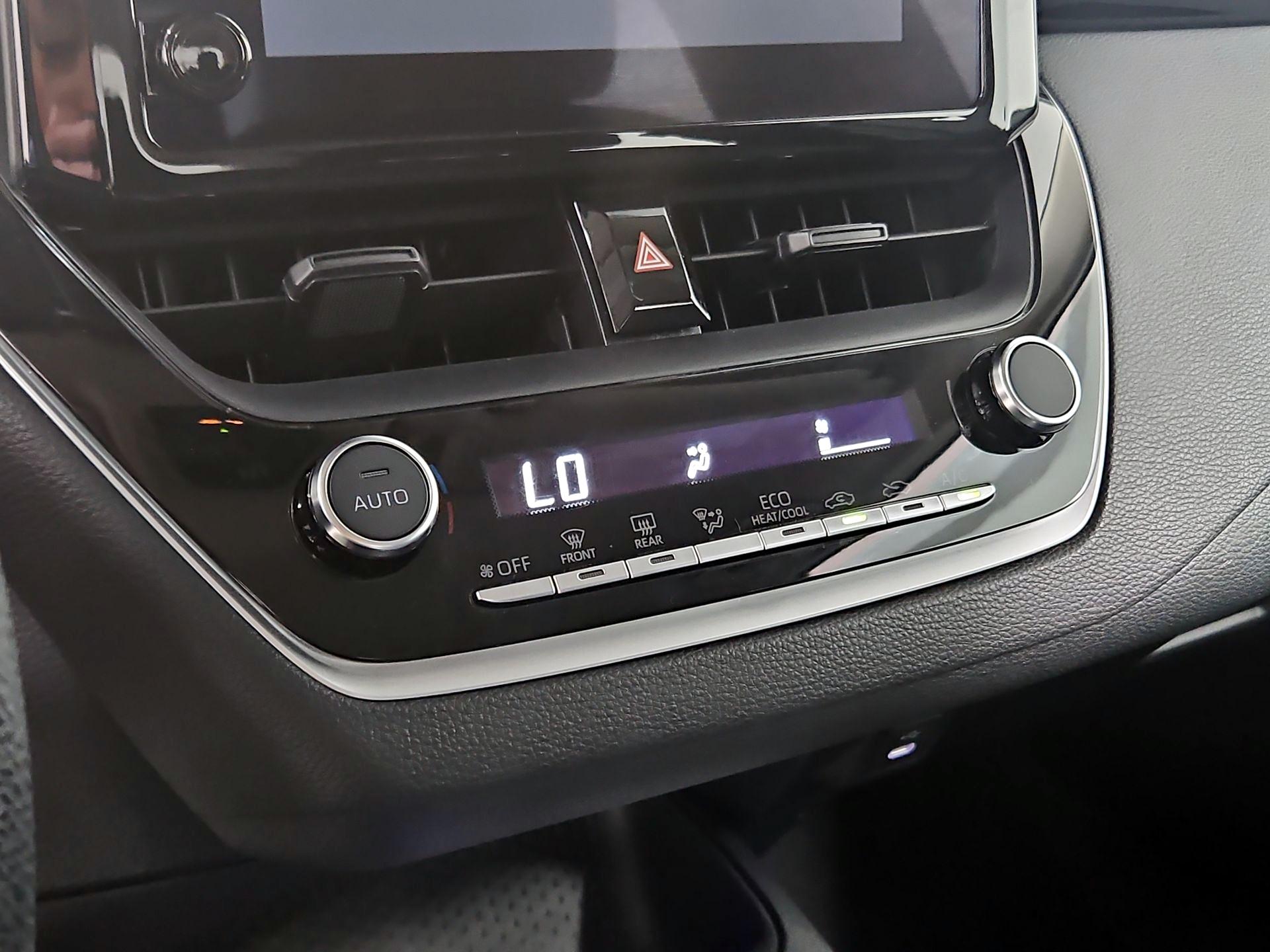 Thumbnail: 2024 Toyota Corolla - 16