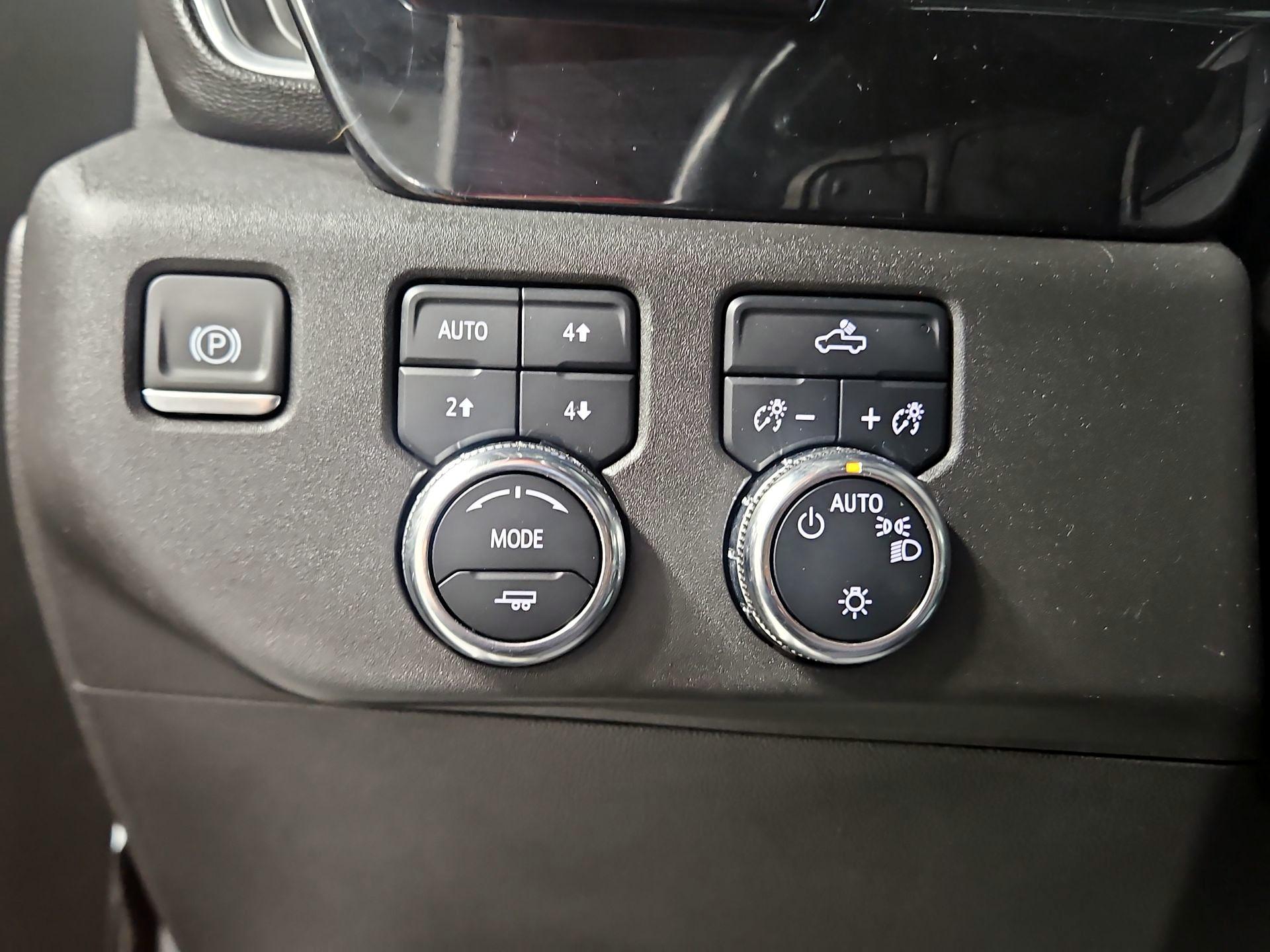Thumbnail: 2023 GMC Sierra 1500 - 13
