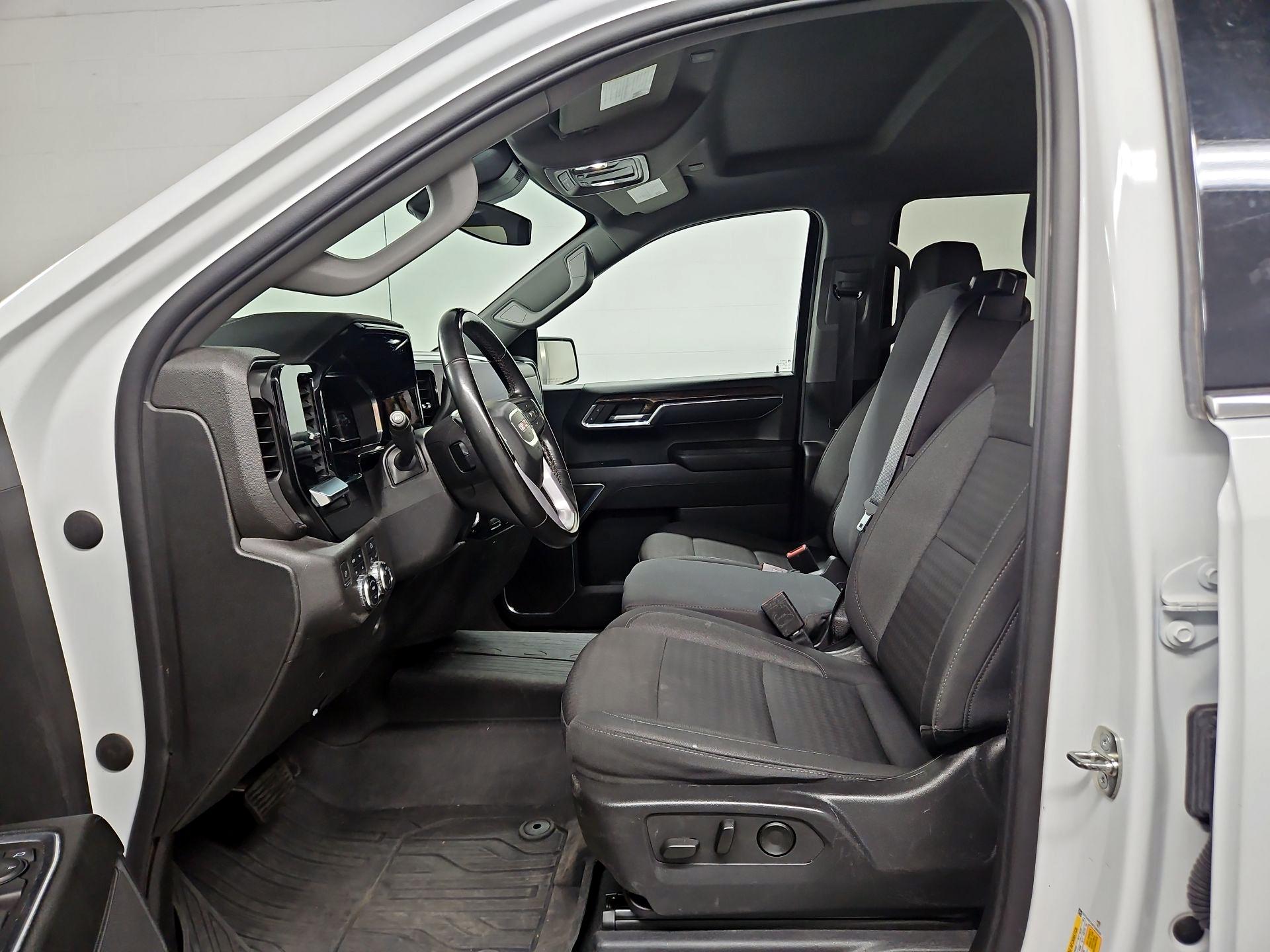 Thumbnail: 2023 GMC Sierra 1500 - 11