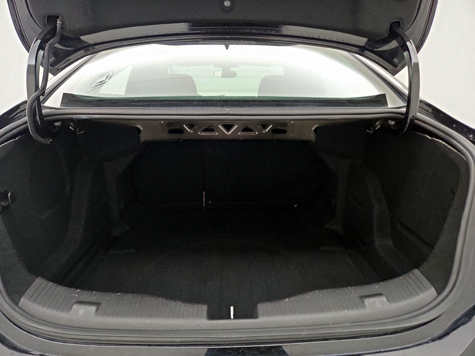 Thumbnail: 2016 Chevrolet Cruze - 20