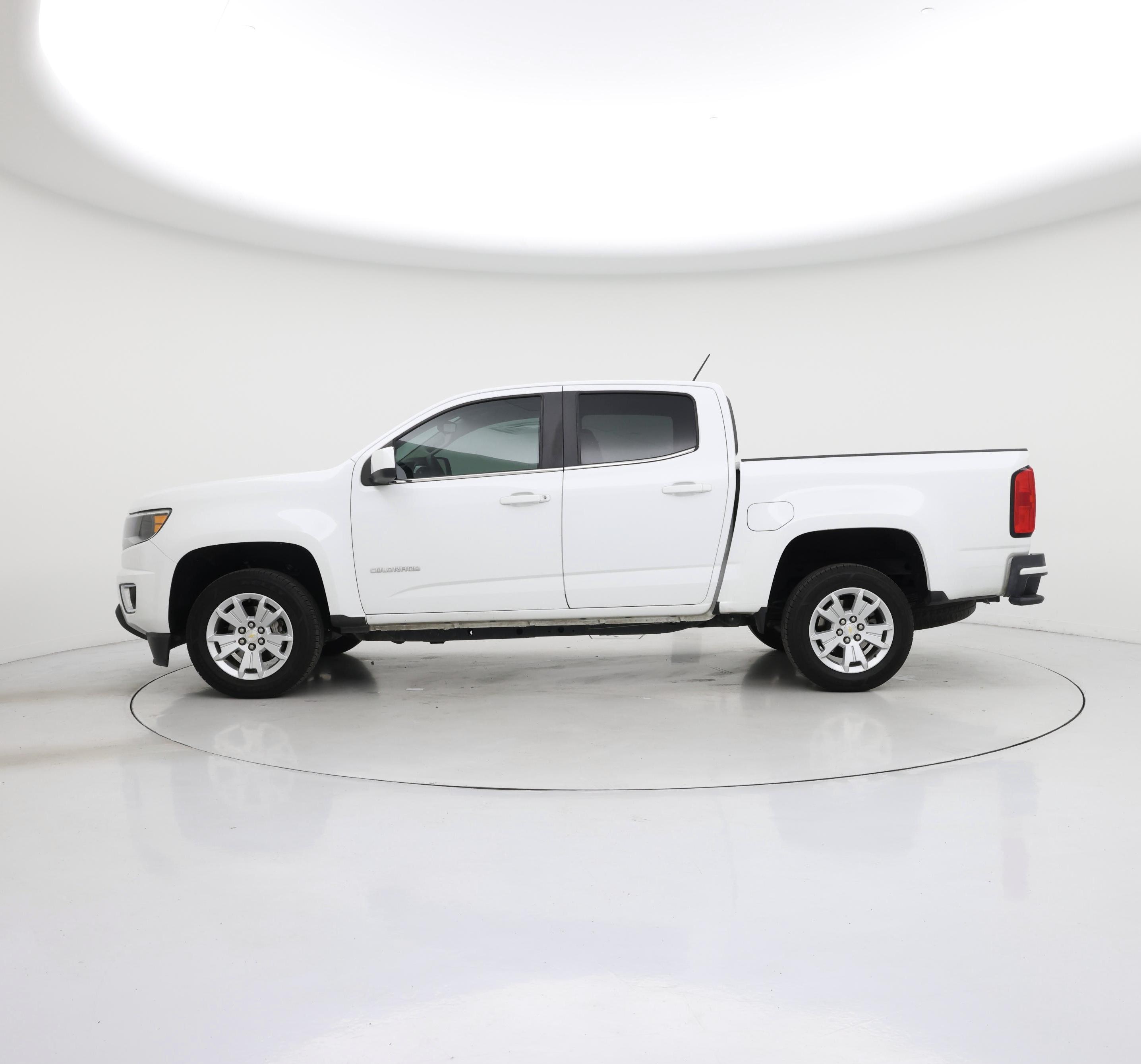 Thumbnail: 2020 Chevrolet Colorado - 3