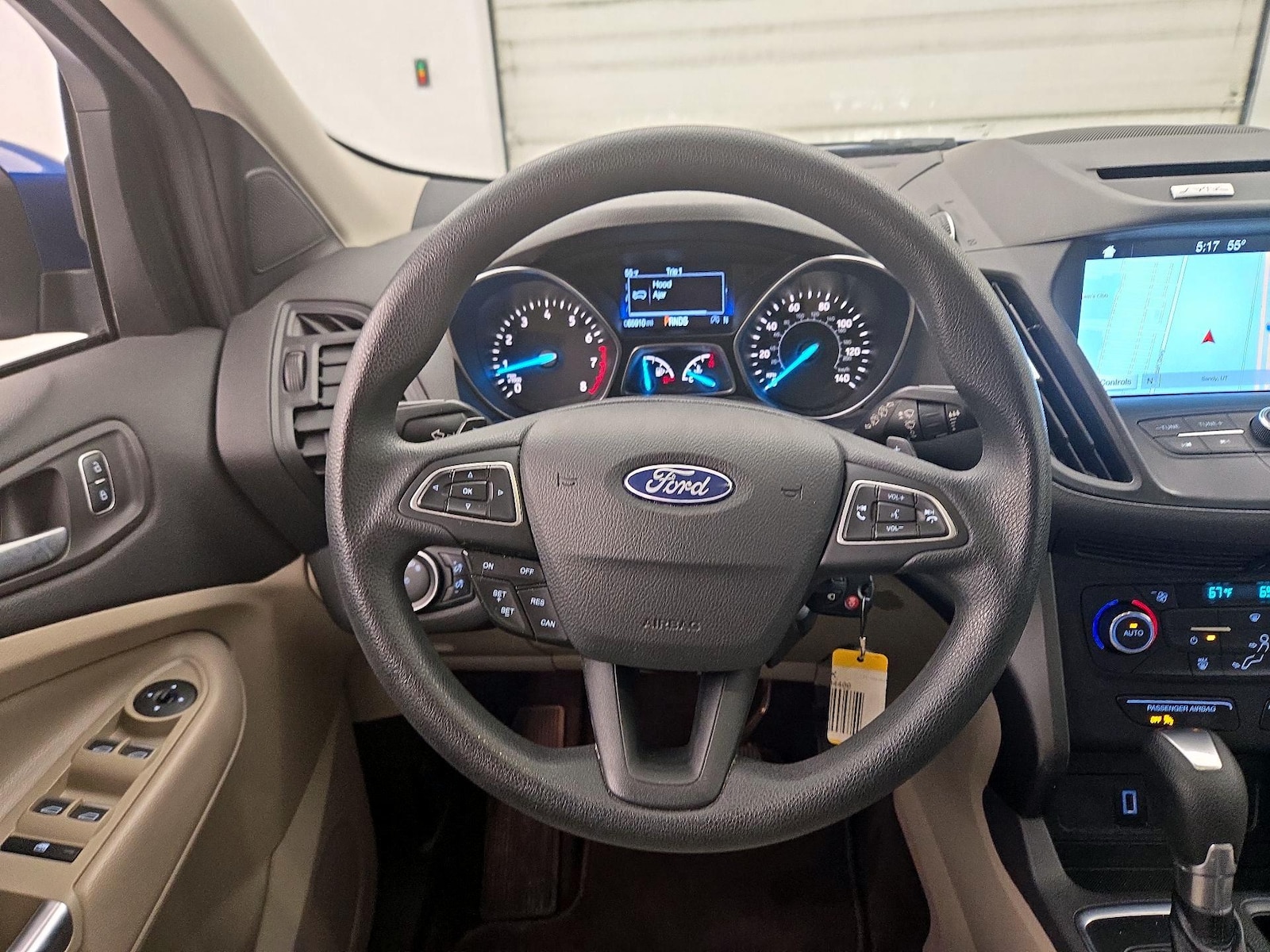 2017 Ford Escape SE - Photo 11