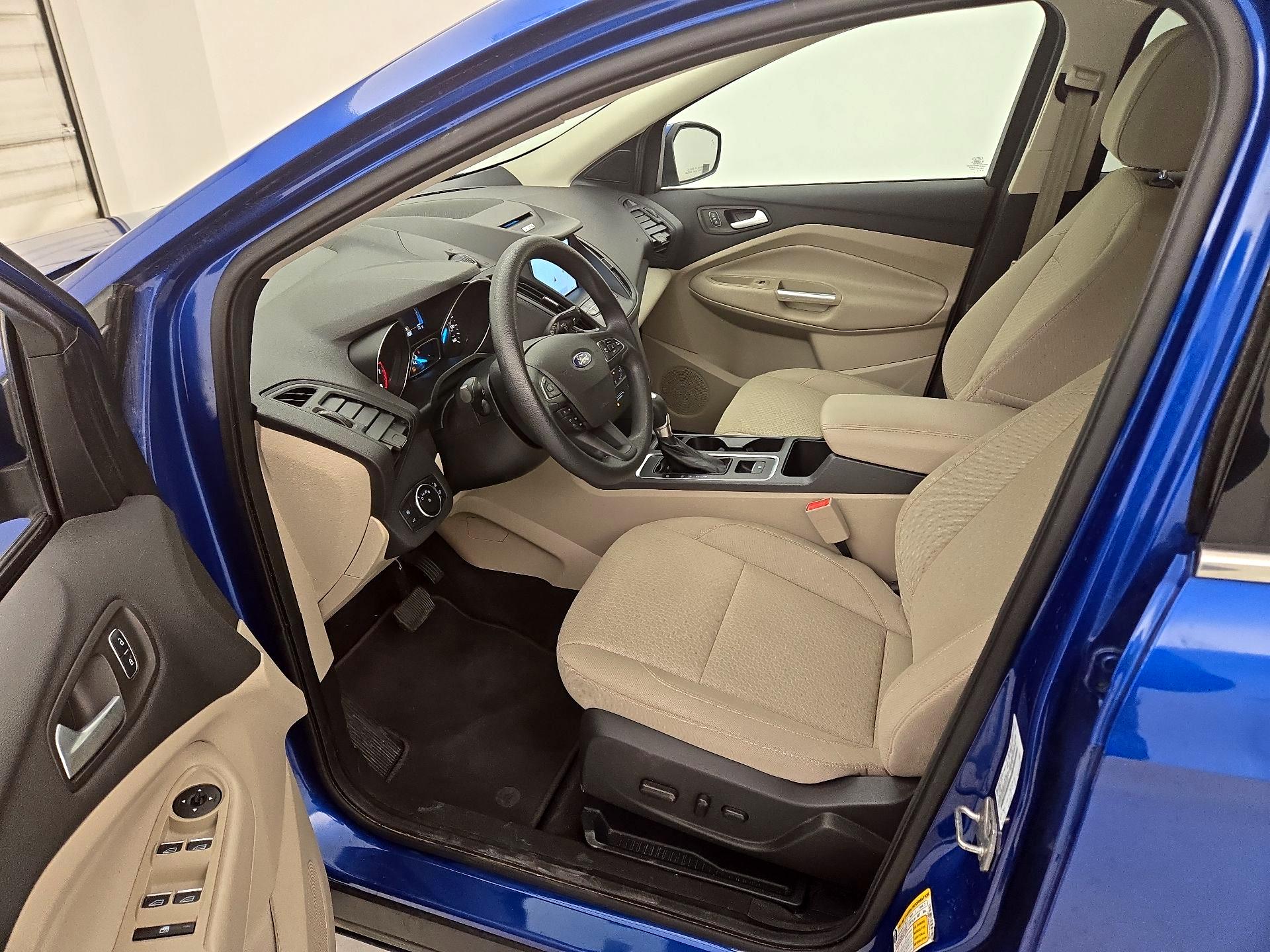 Thumbnail: 2017 Ford Escape - 11