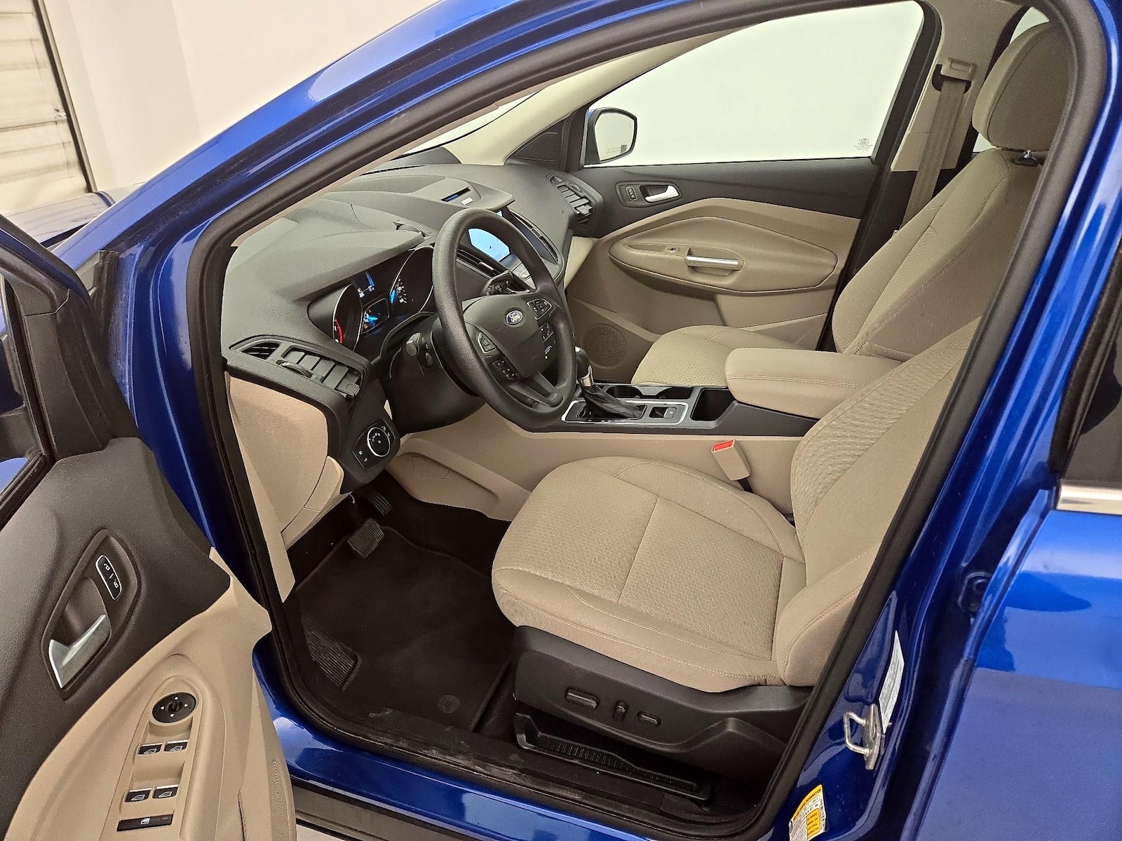 2017 Ford Escape SE - Photo 12