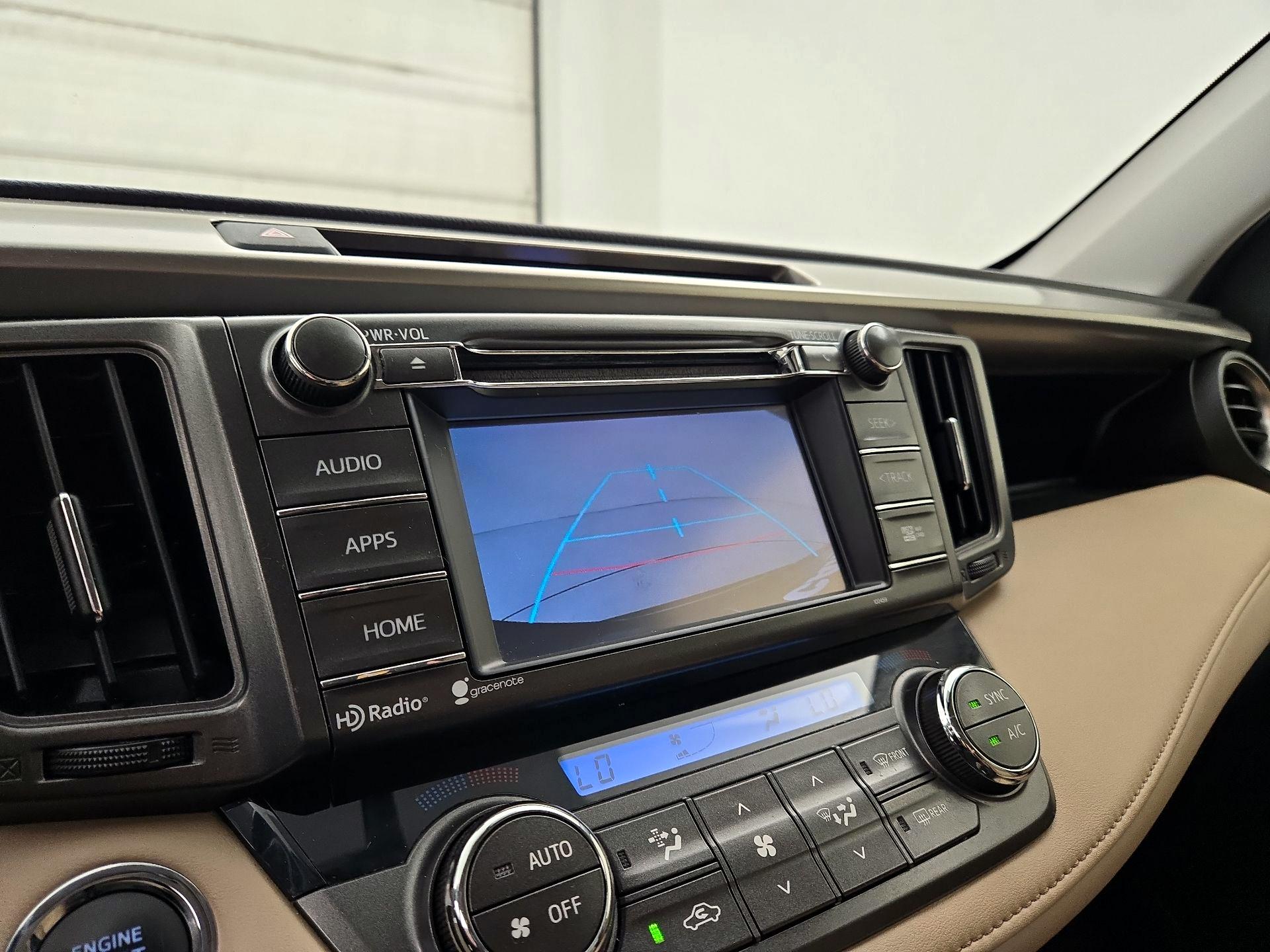 Thumbnail: 2014 Toyota RAV4 - 15