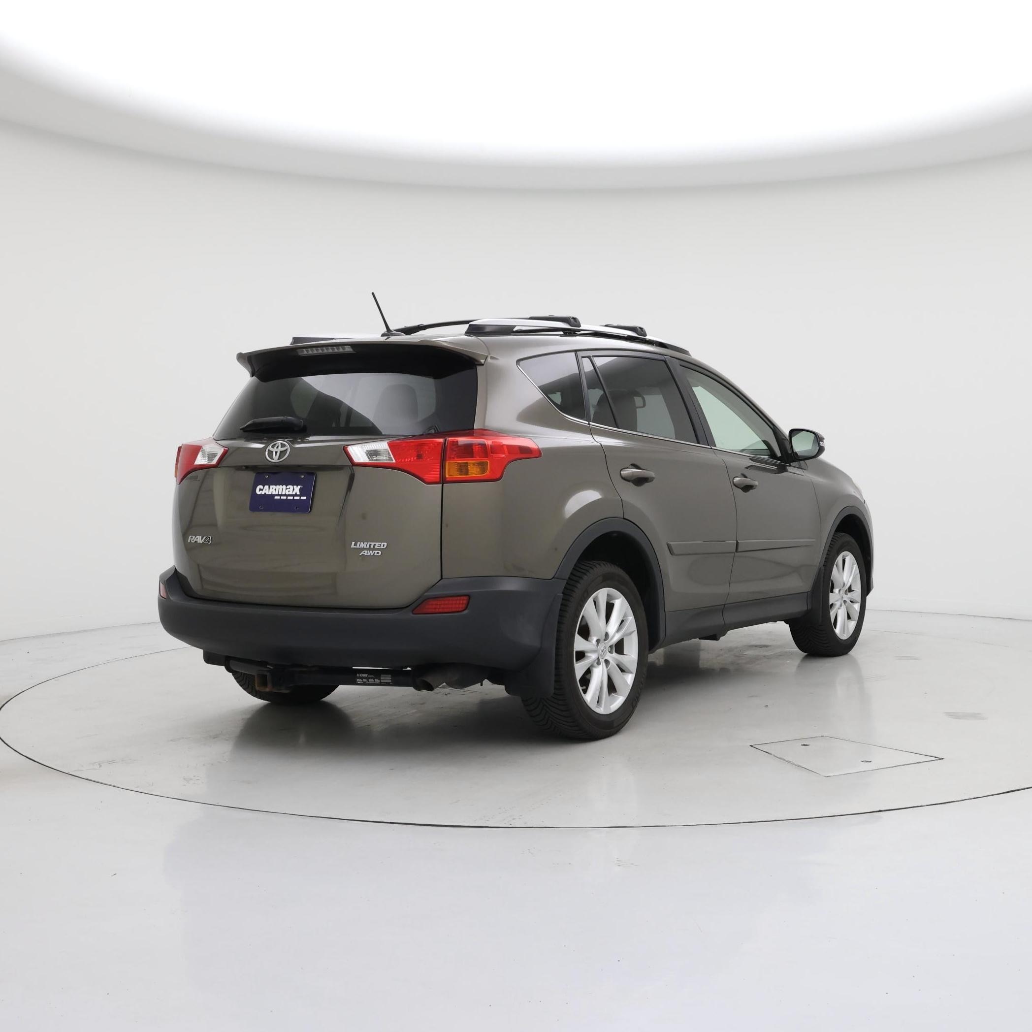Thumbnail: 2014 Toyota RAV4 - 8