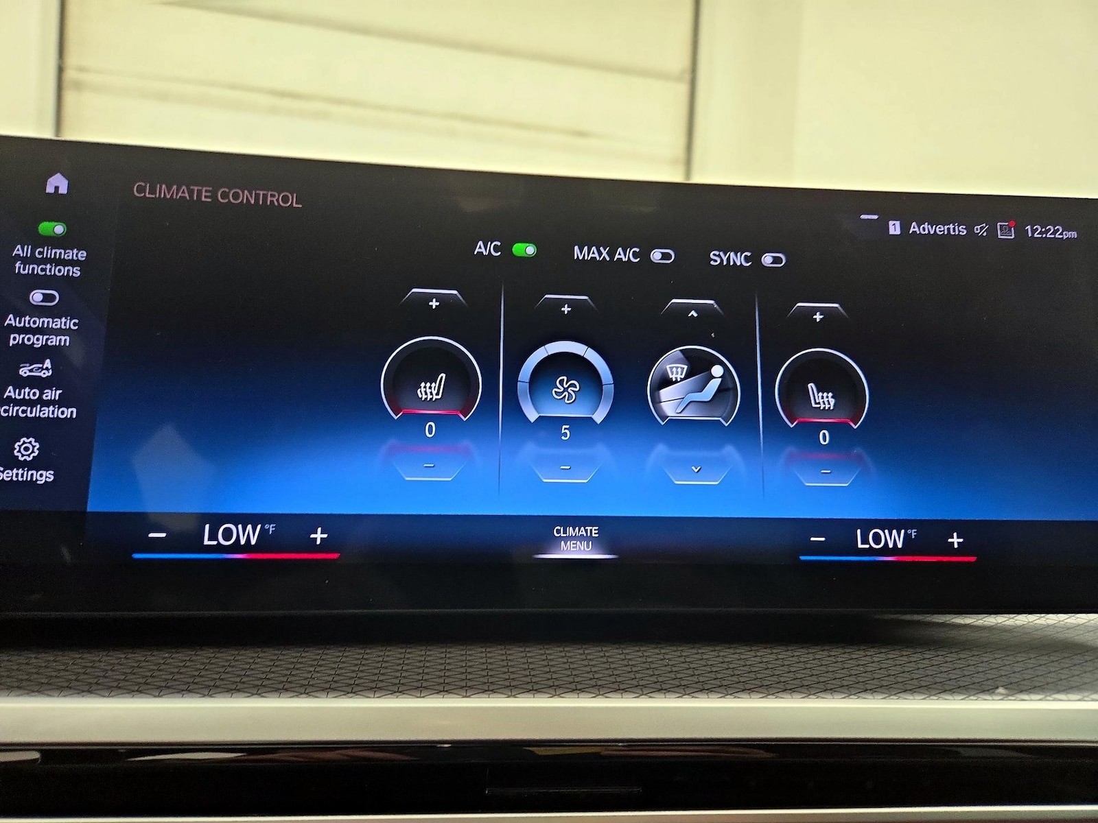 2023 BMW 3 Series 330i - Photo 18
