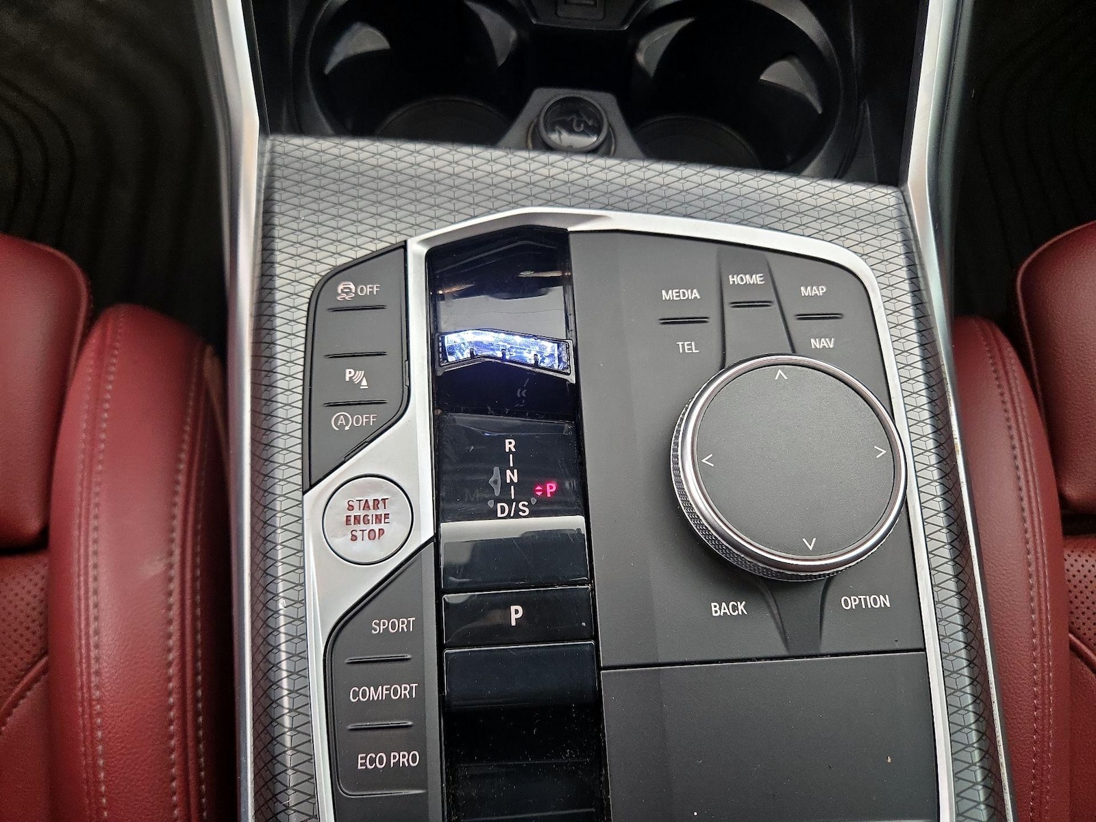 2023 BMW 3 Series 330i - Photo 19