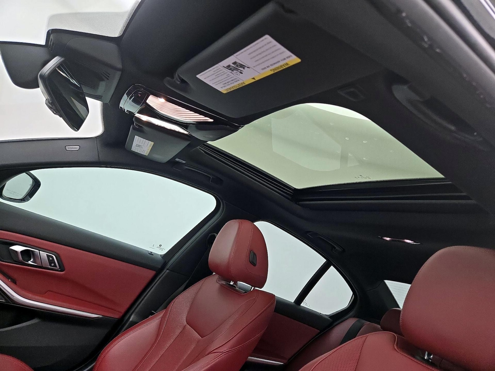 2023 BMW 3 Series 330i - Photo 21
