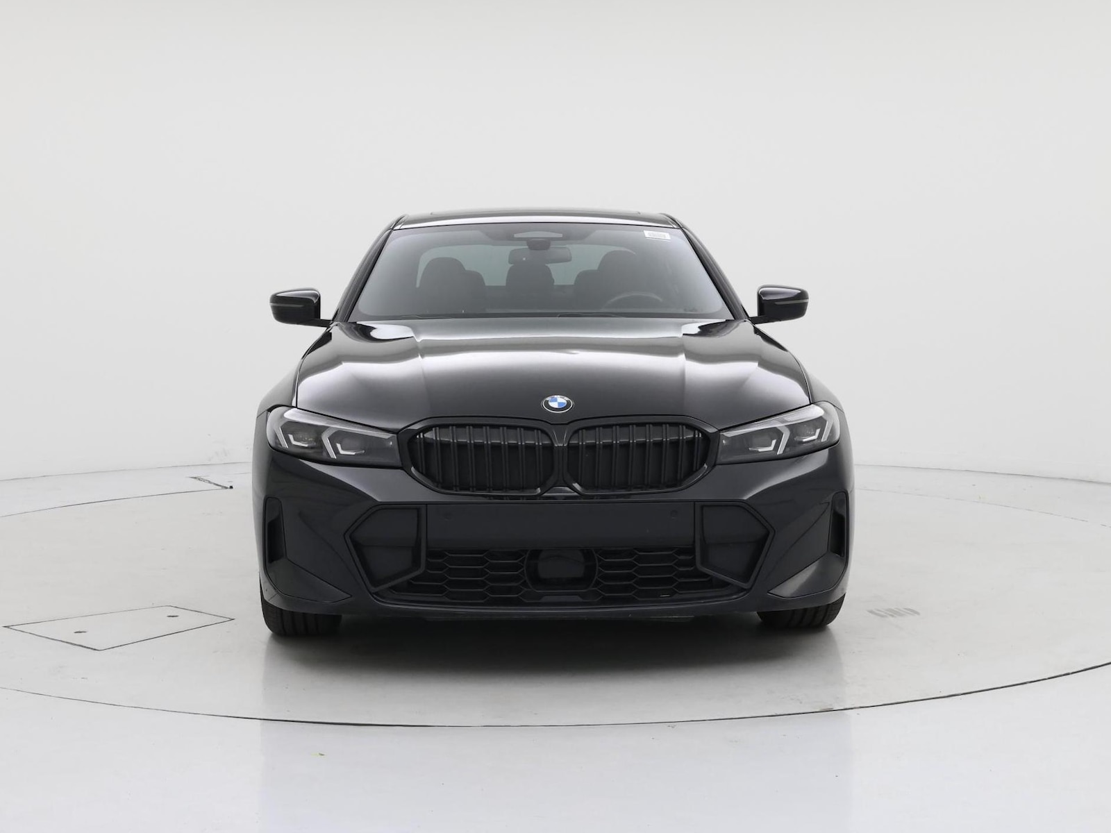 2023 BMW 3 Series 330i - Photo 6
