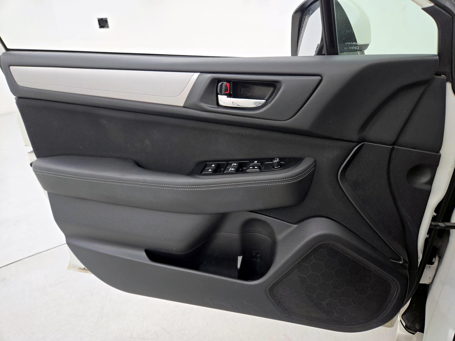 Thumbnail: 2015 Subaru Legacy - 12