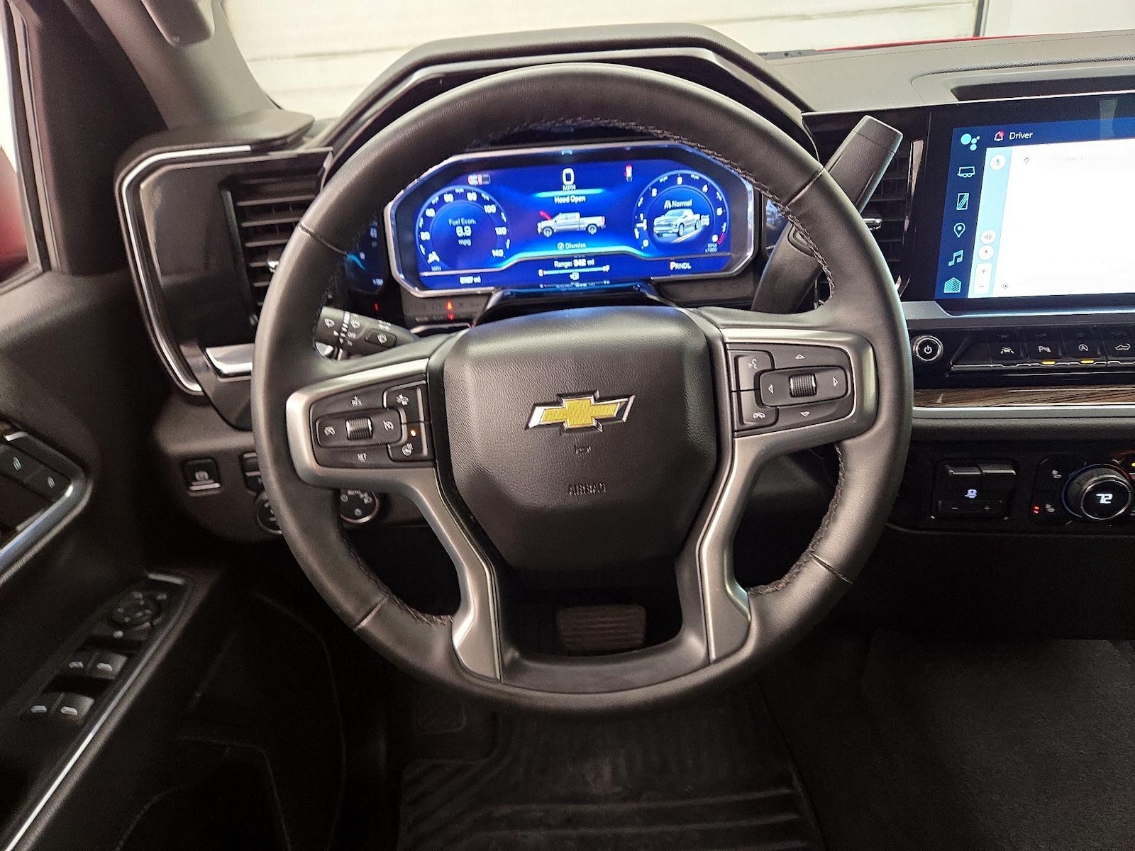 2024 Chevrolet Silverado 1500 LT - Photo 11