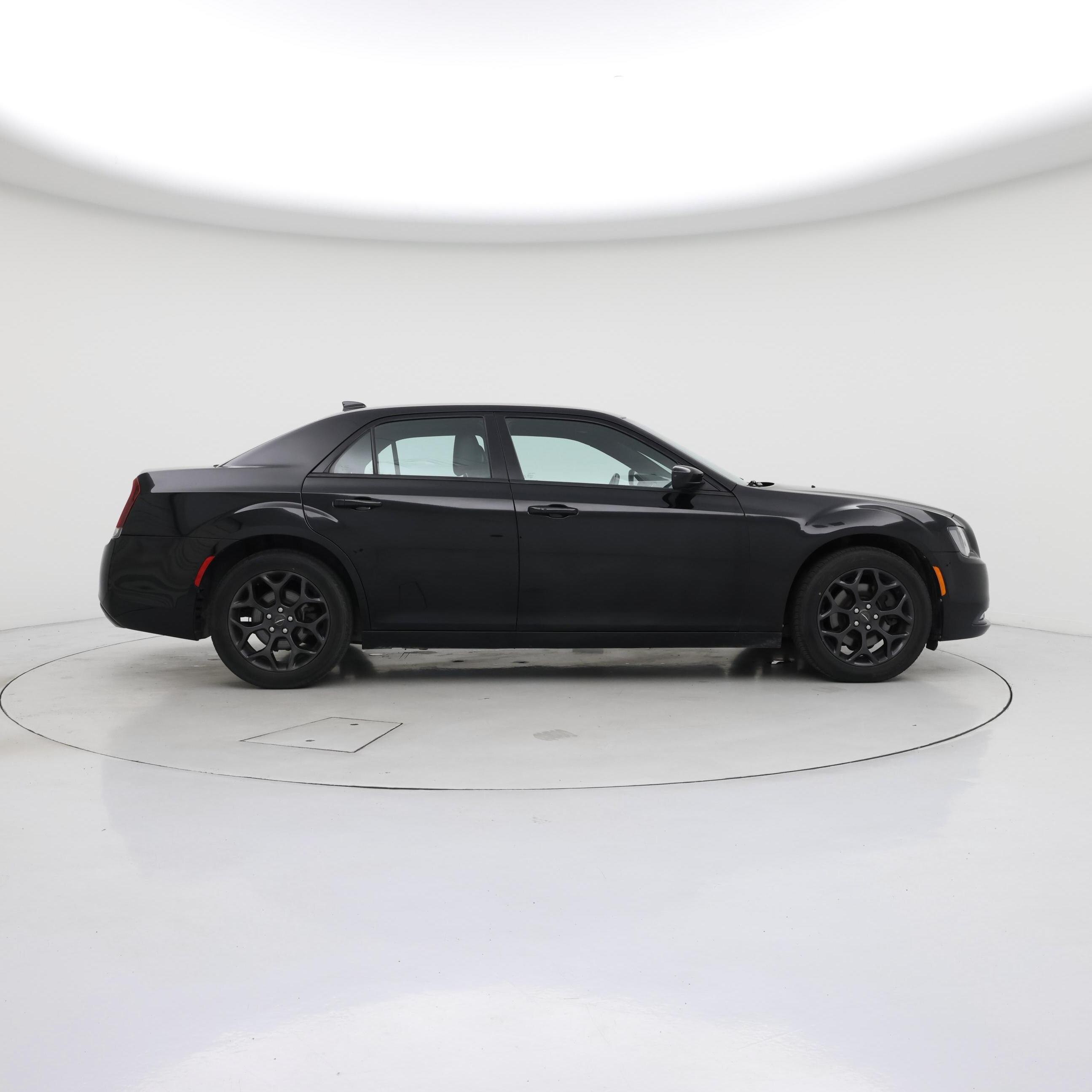 Thumbnail: 2019 Chrysler 300 - 7