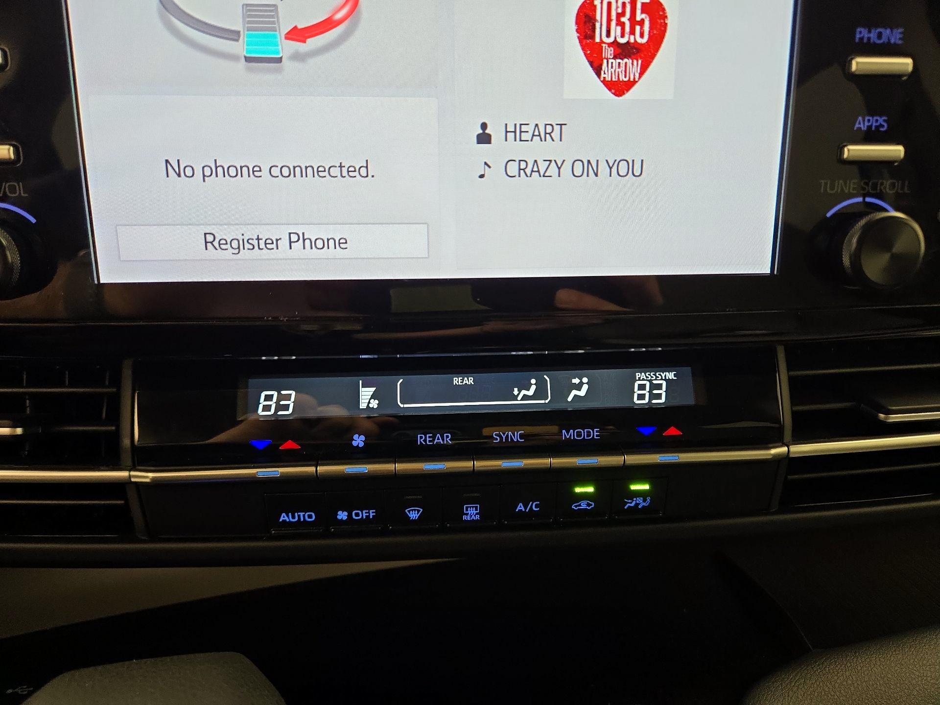 Thumbnail: 2023 Toyota Sienna - 16