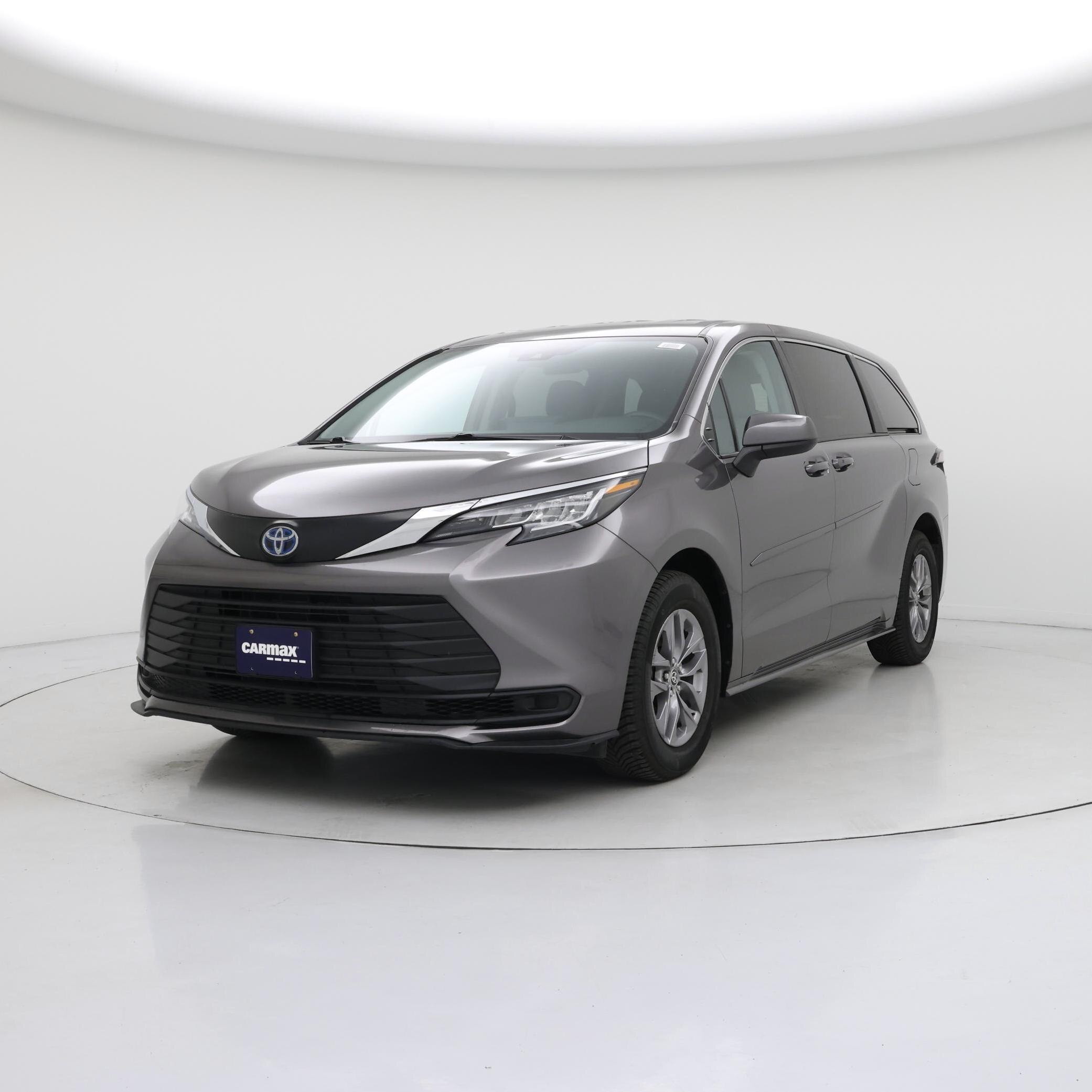 Thumbnail: 2023 Toyota Sienna - 4