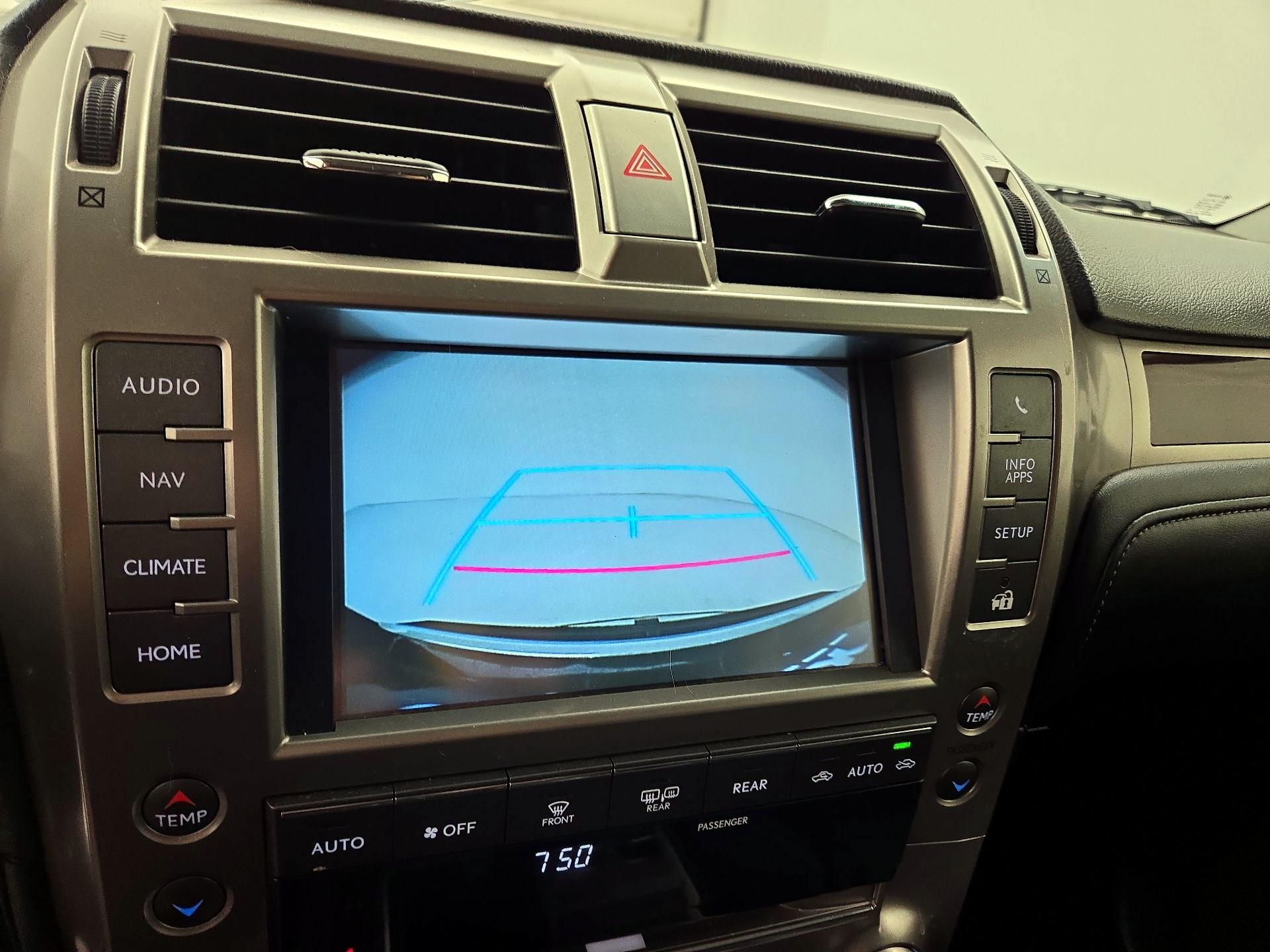 Thumbnail: 2016 Lexus GX - 15