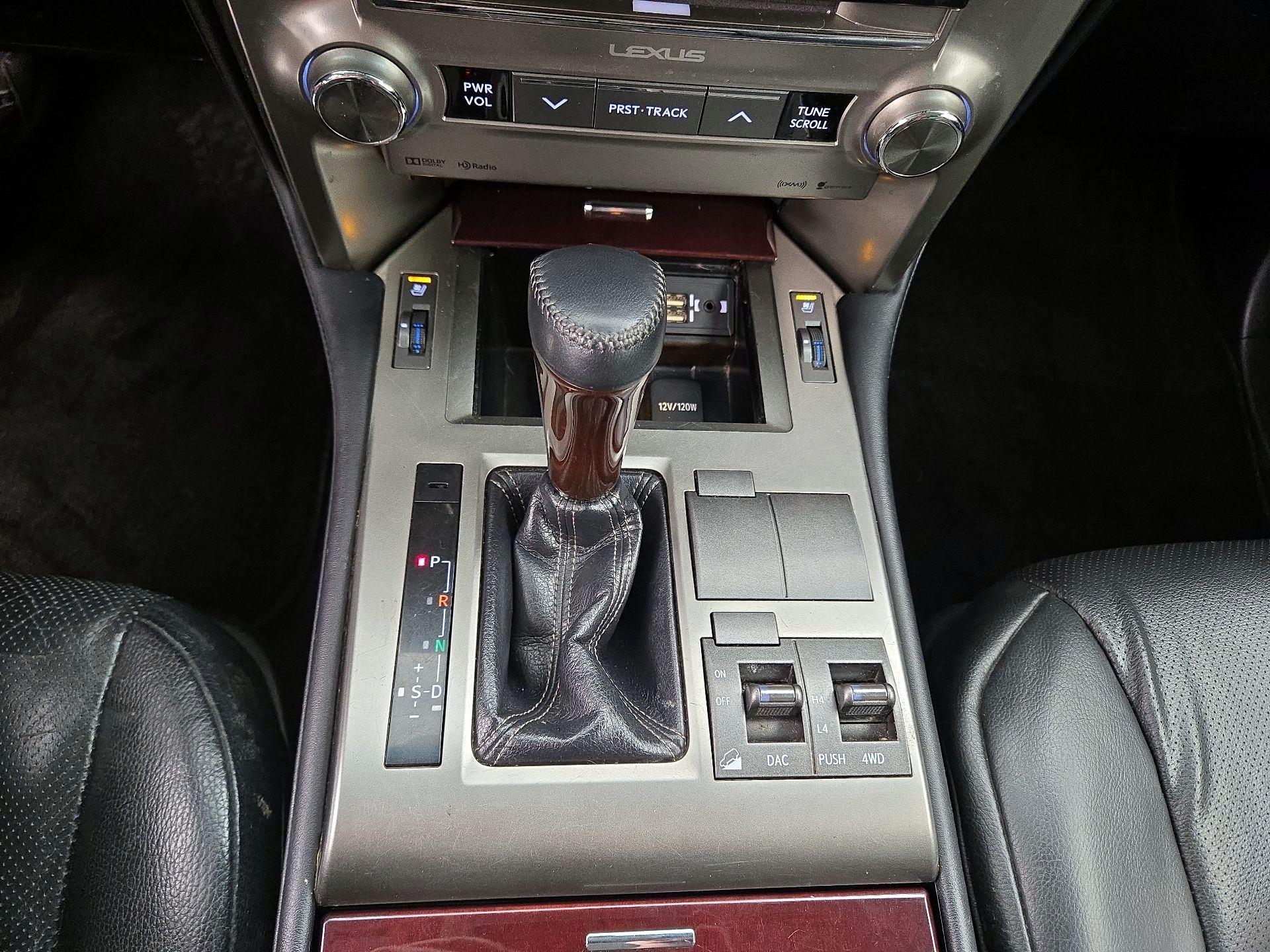 Thumbnail: 2016 Lexus GX - 18