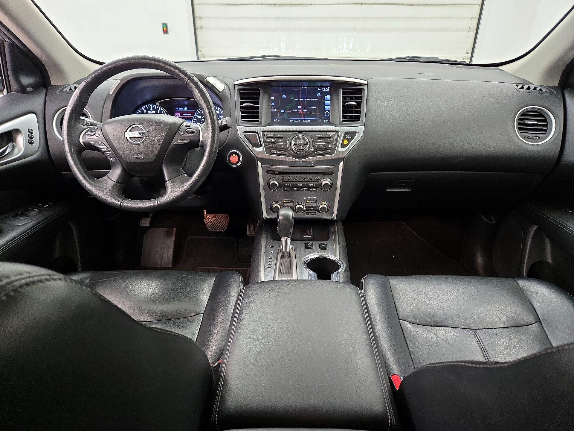 Thumbnail: 2018 Nissan Pathfinder - 9
