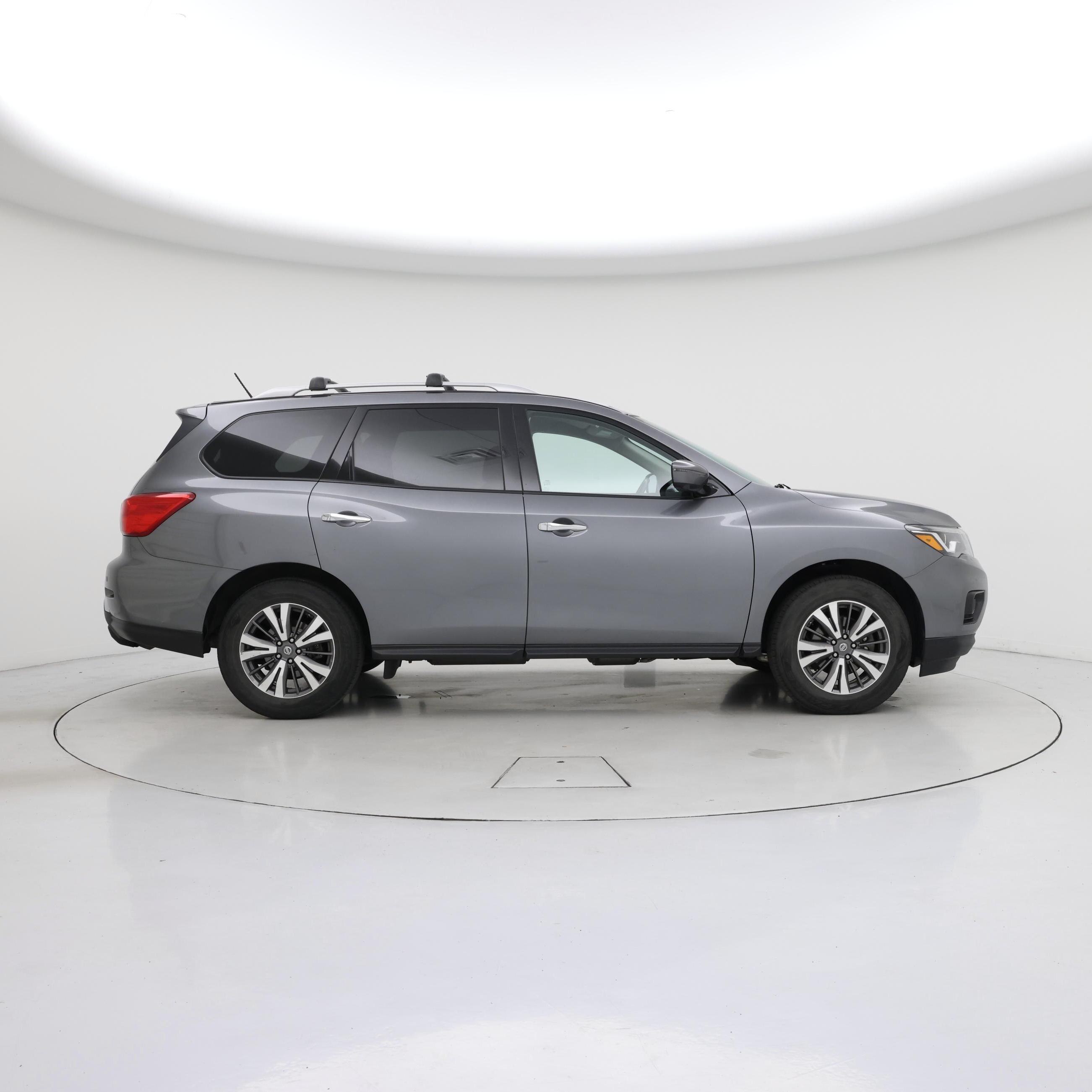 Thumbnail: 2018 Nissan Pathfinder - 7