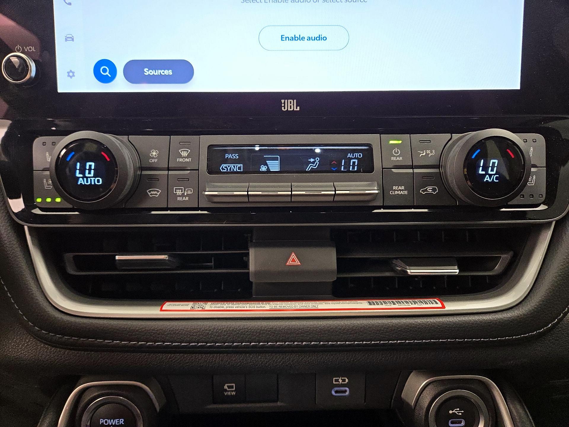 Thumbnail: 2025 Toyota Highlander - 16