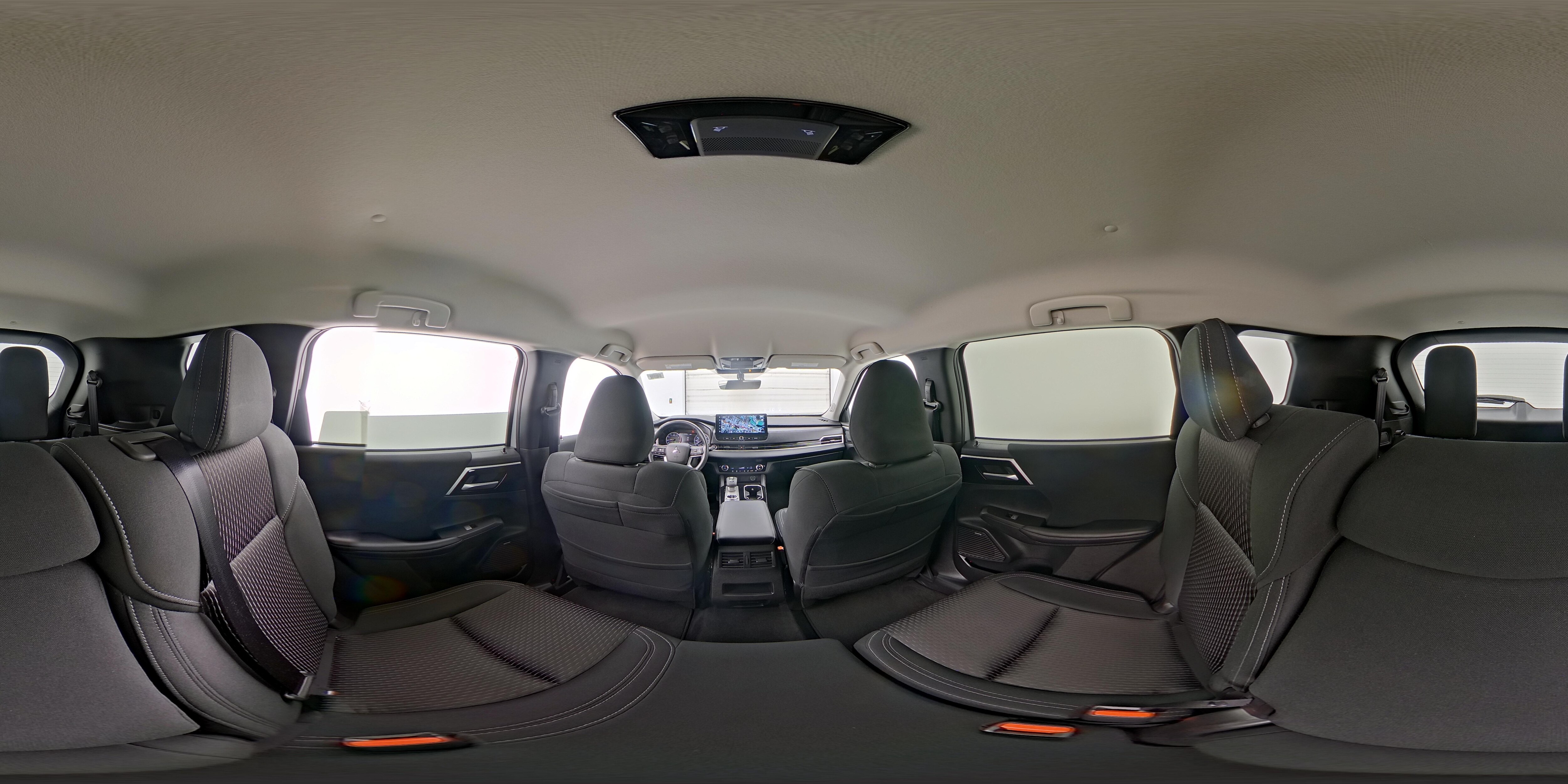 2025 Mitsubishi Outlander ES - Photo 29