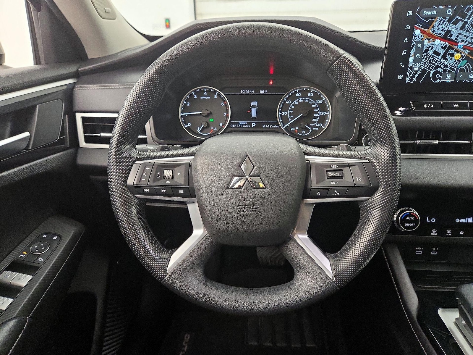 2025 Mitsubishi Outlander ES - Photo 11
