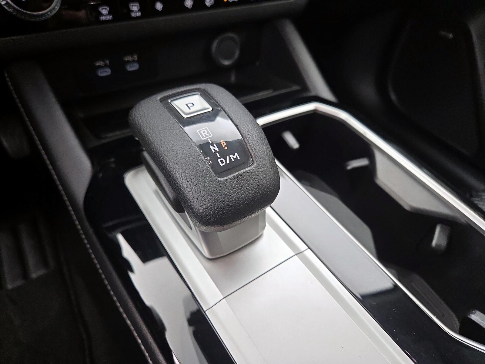 2025 Mitsubishi Outlander ES - Photo 19