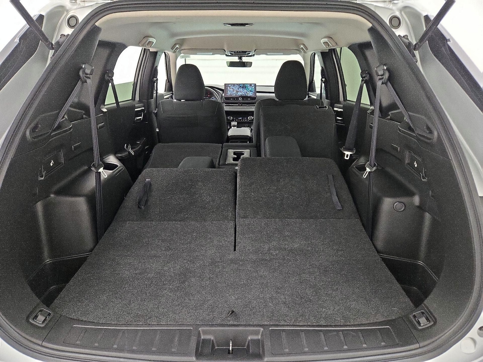 2025 Mitsubishi Outlander ES - Photo 24