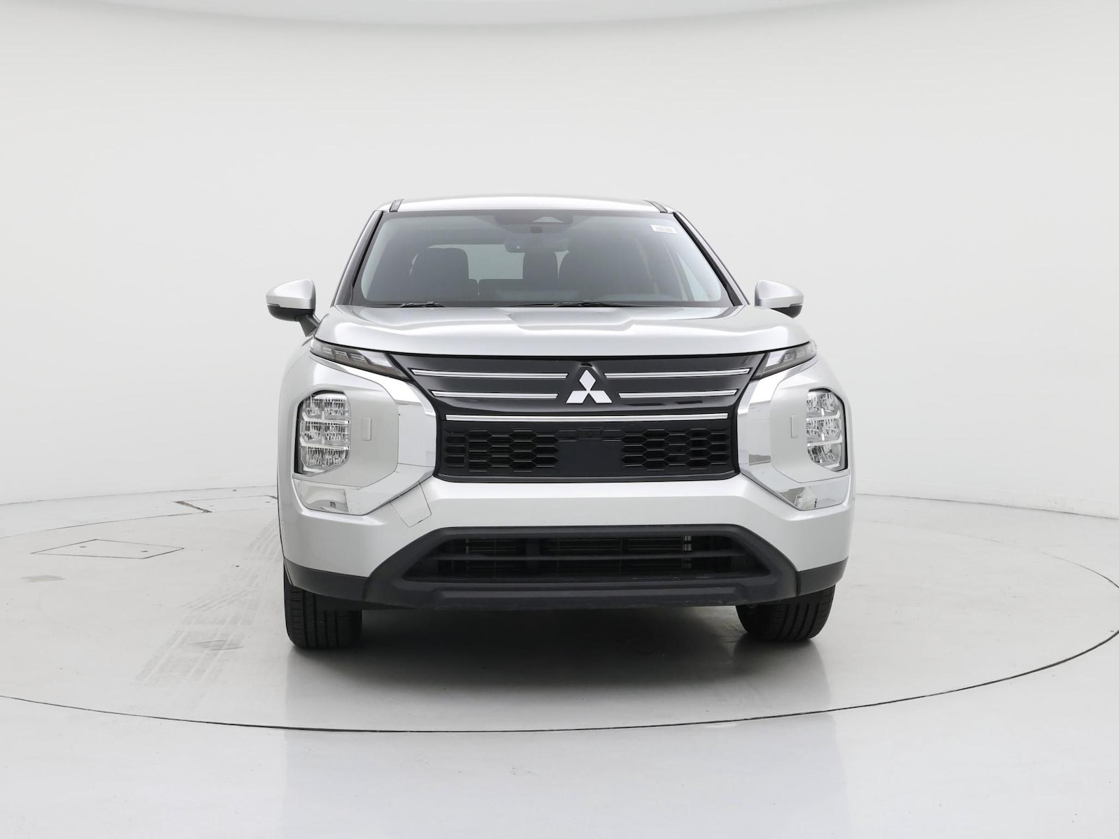 2025 Mitsubishi Outlander ES - Photo 6