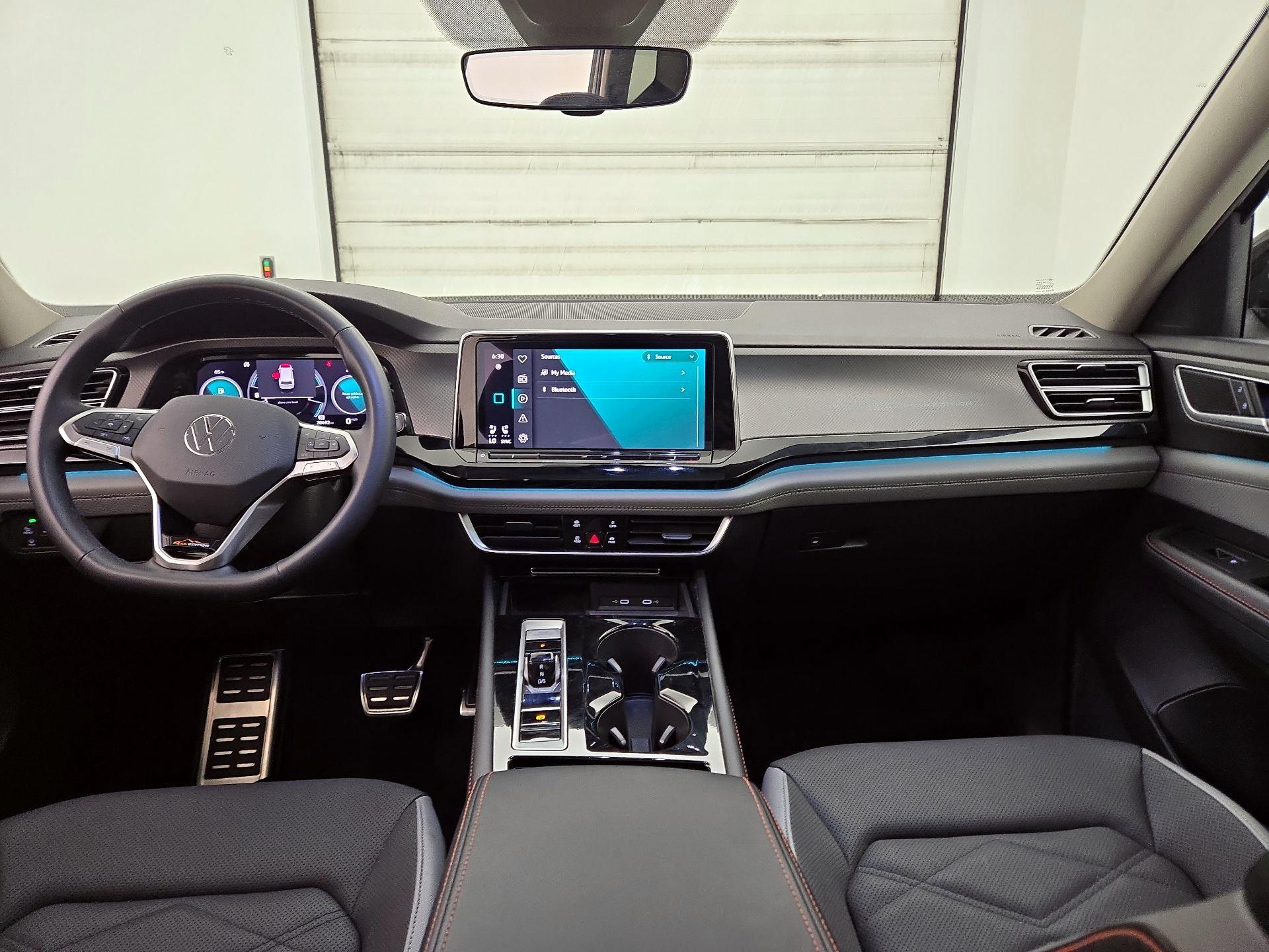 Thumbnail: 2024 Volkswagen Atlas - 9