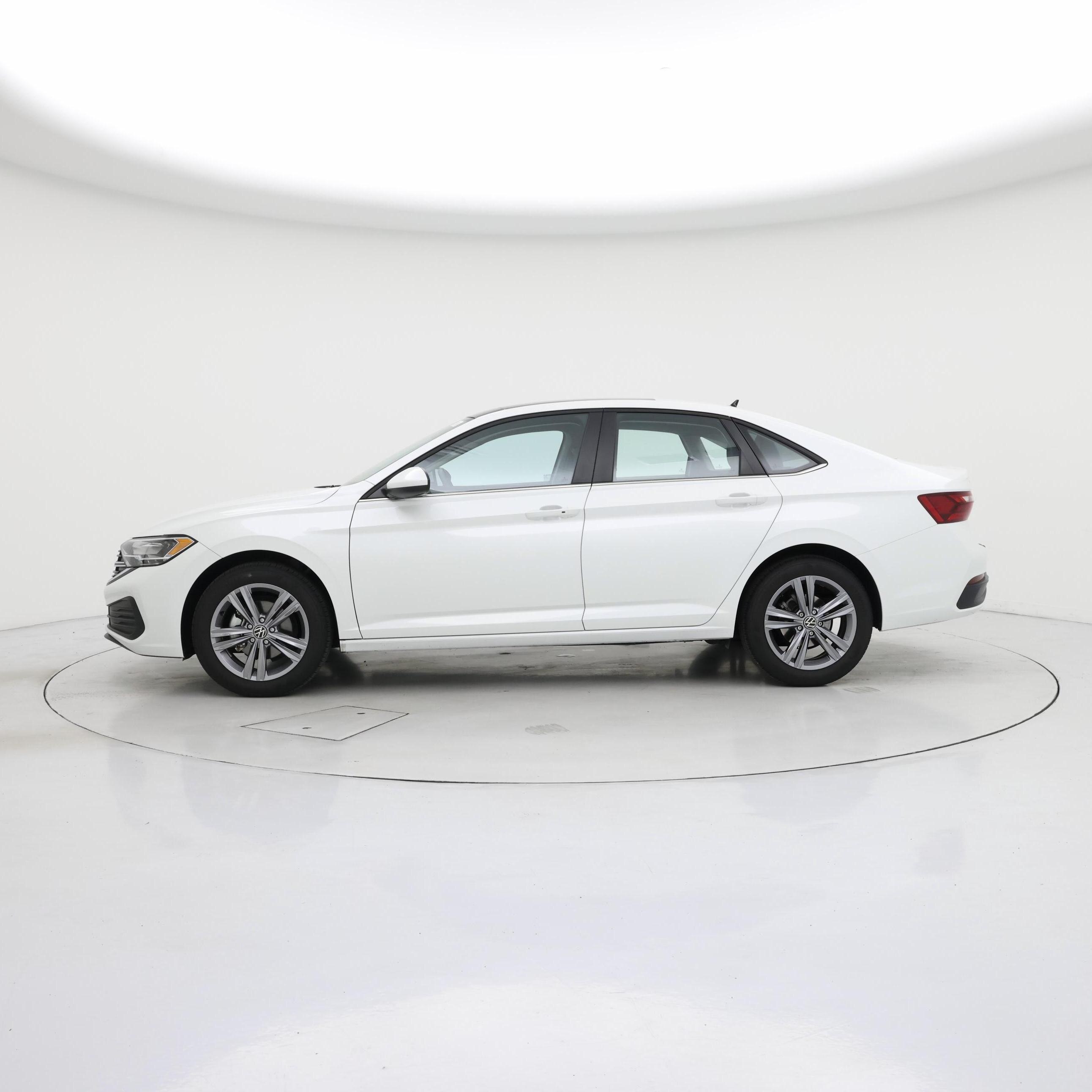 Thumbnail: 2024 Volkswagen Jetta - 3