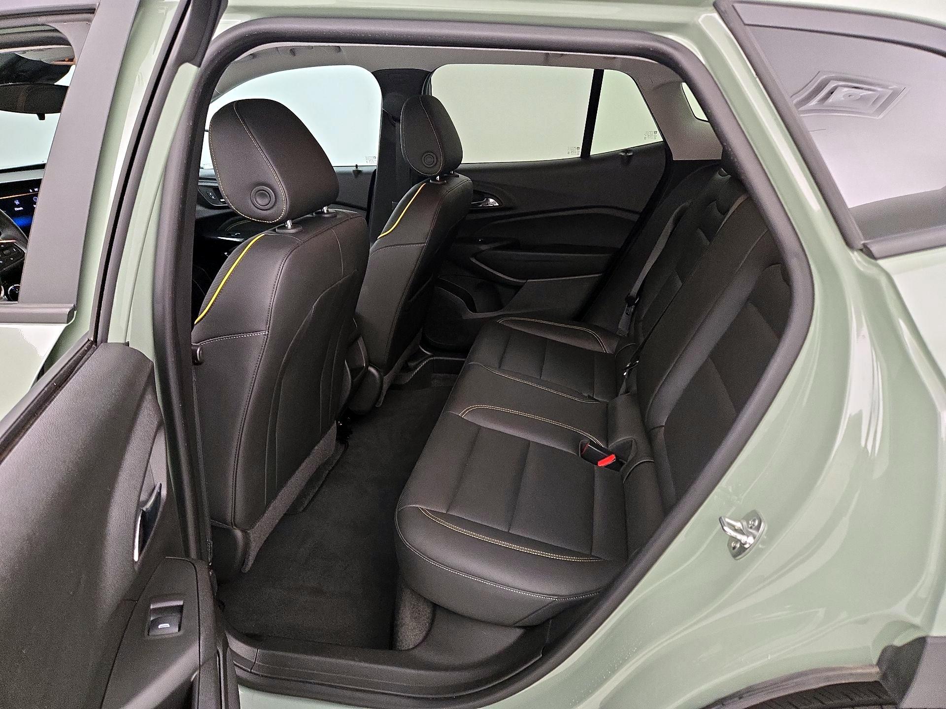 Thumbnail: 2025 Chevrolet Trax - 19