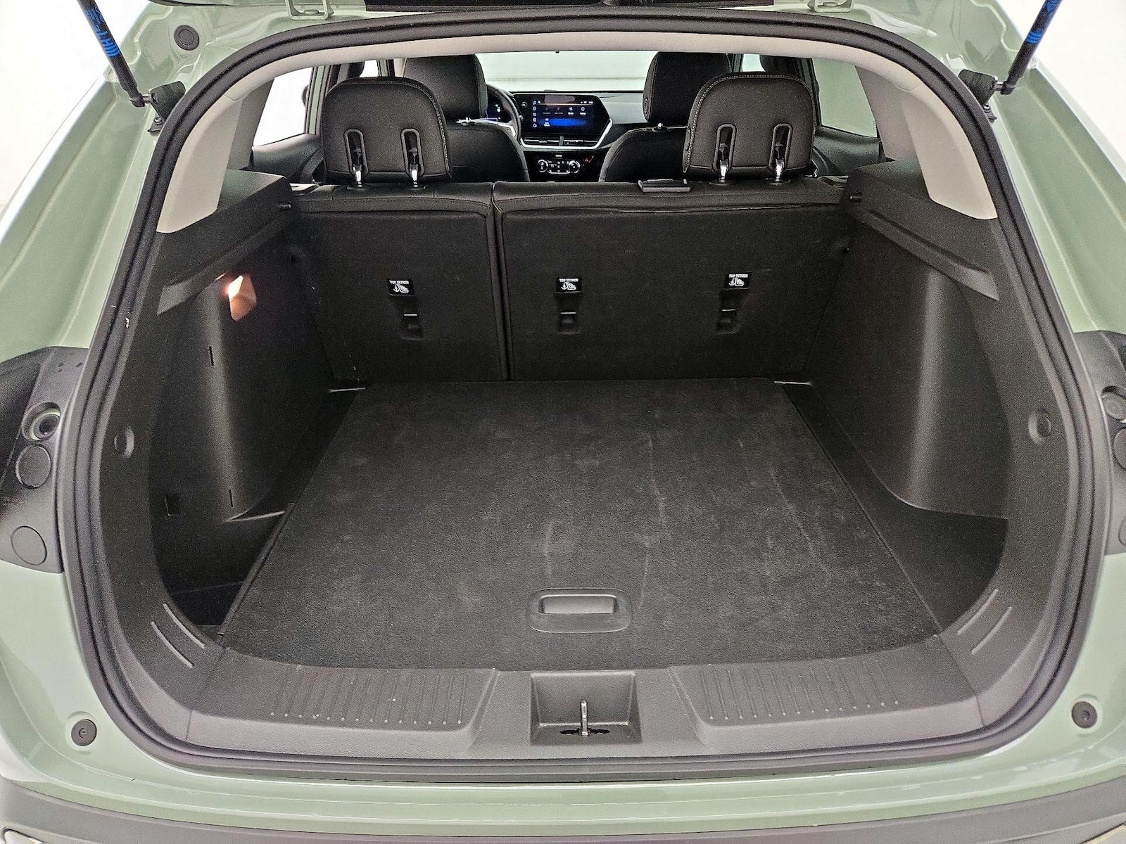 2025 Chevrolet Trax Activ - Photo 21