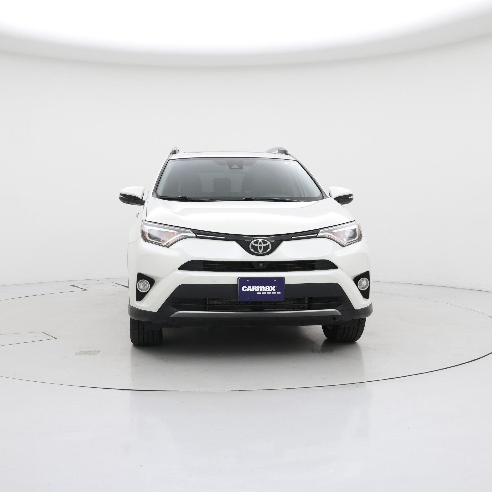 Thumbnail: 2017 Toyota RAV4 - 5