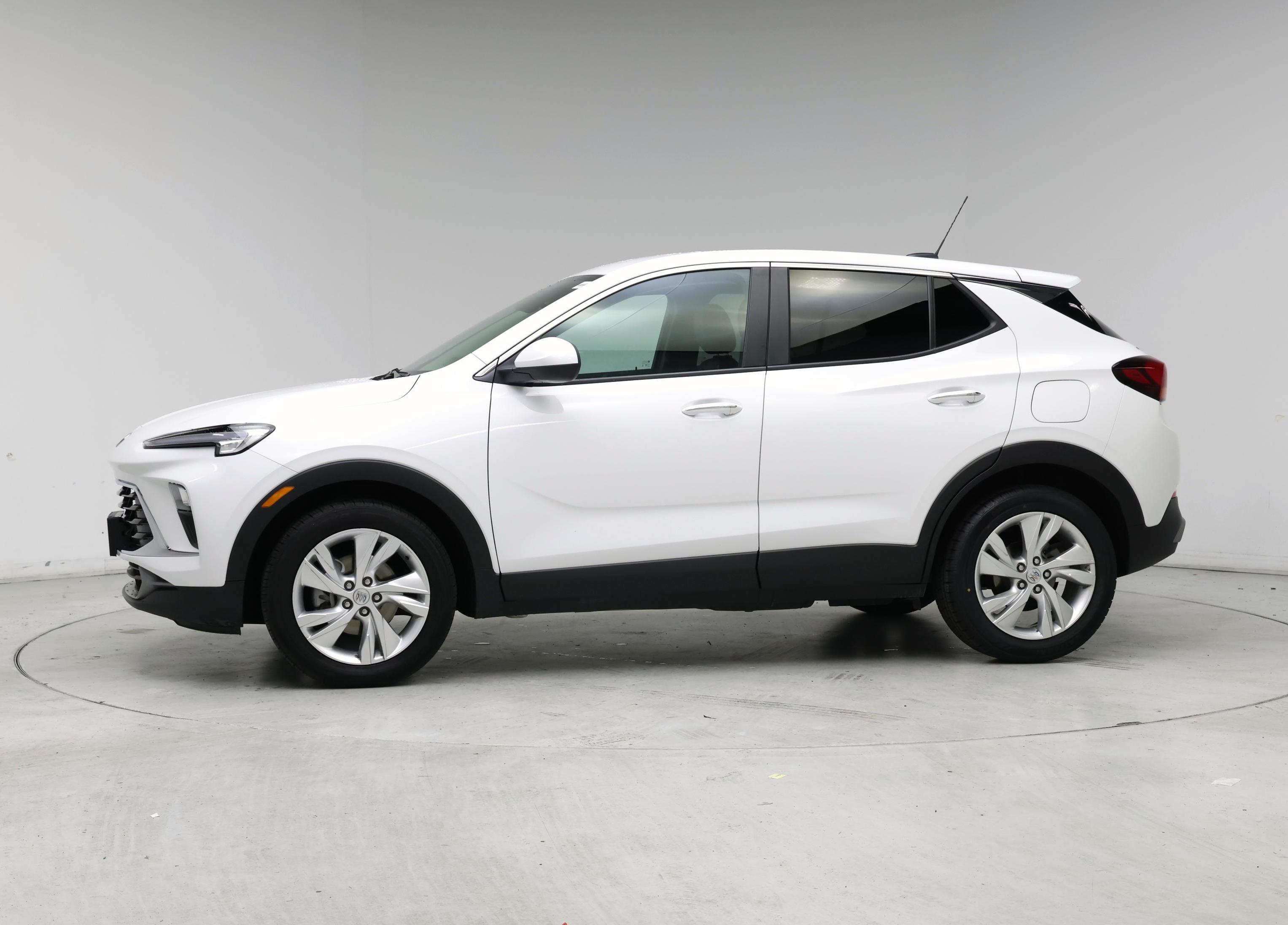 Thumbnail: 2024 Buick Encore GX - 3