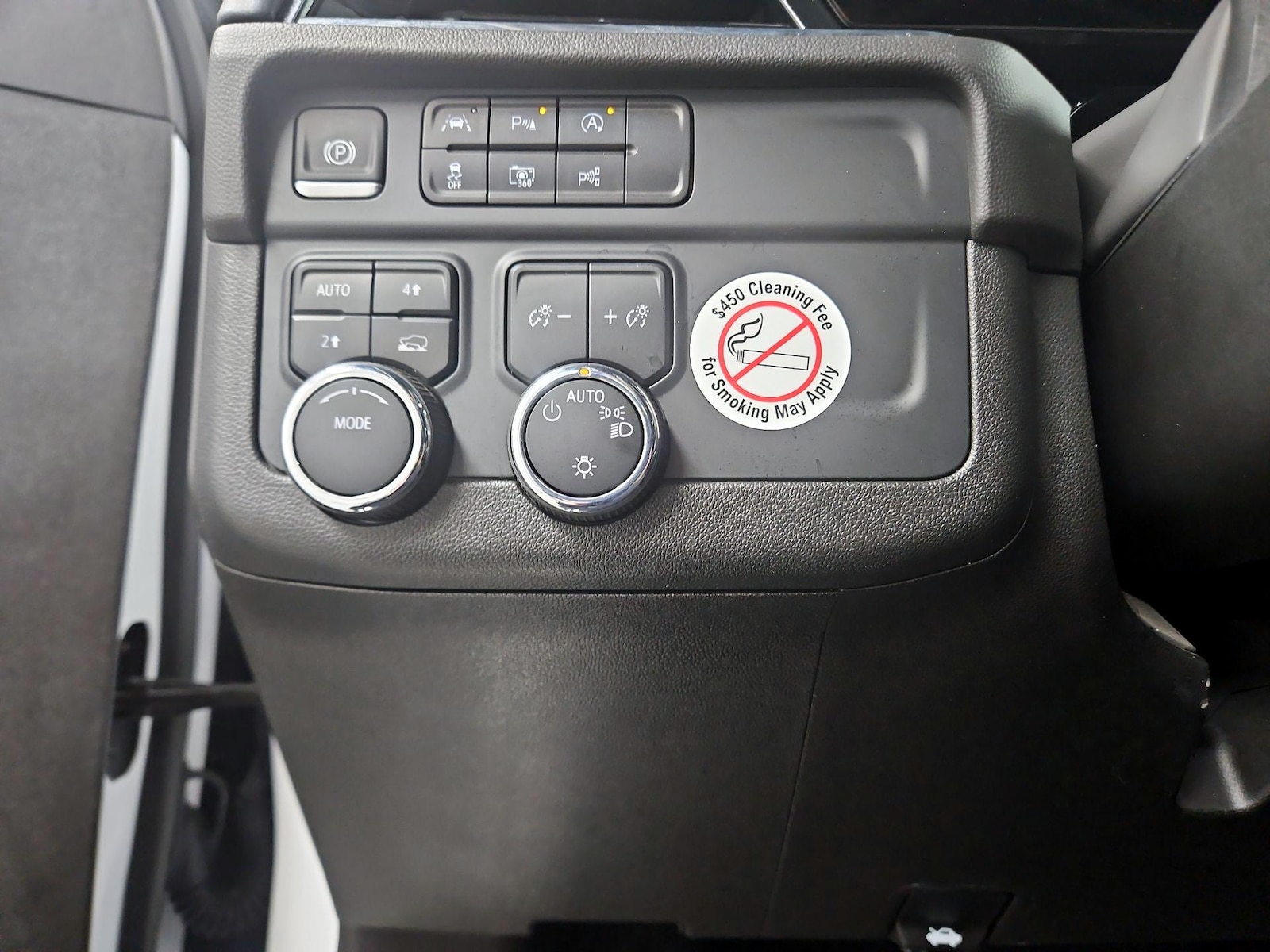 2025 Chevrolet Tahoe LT - Photo 14