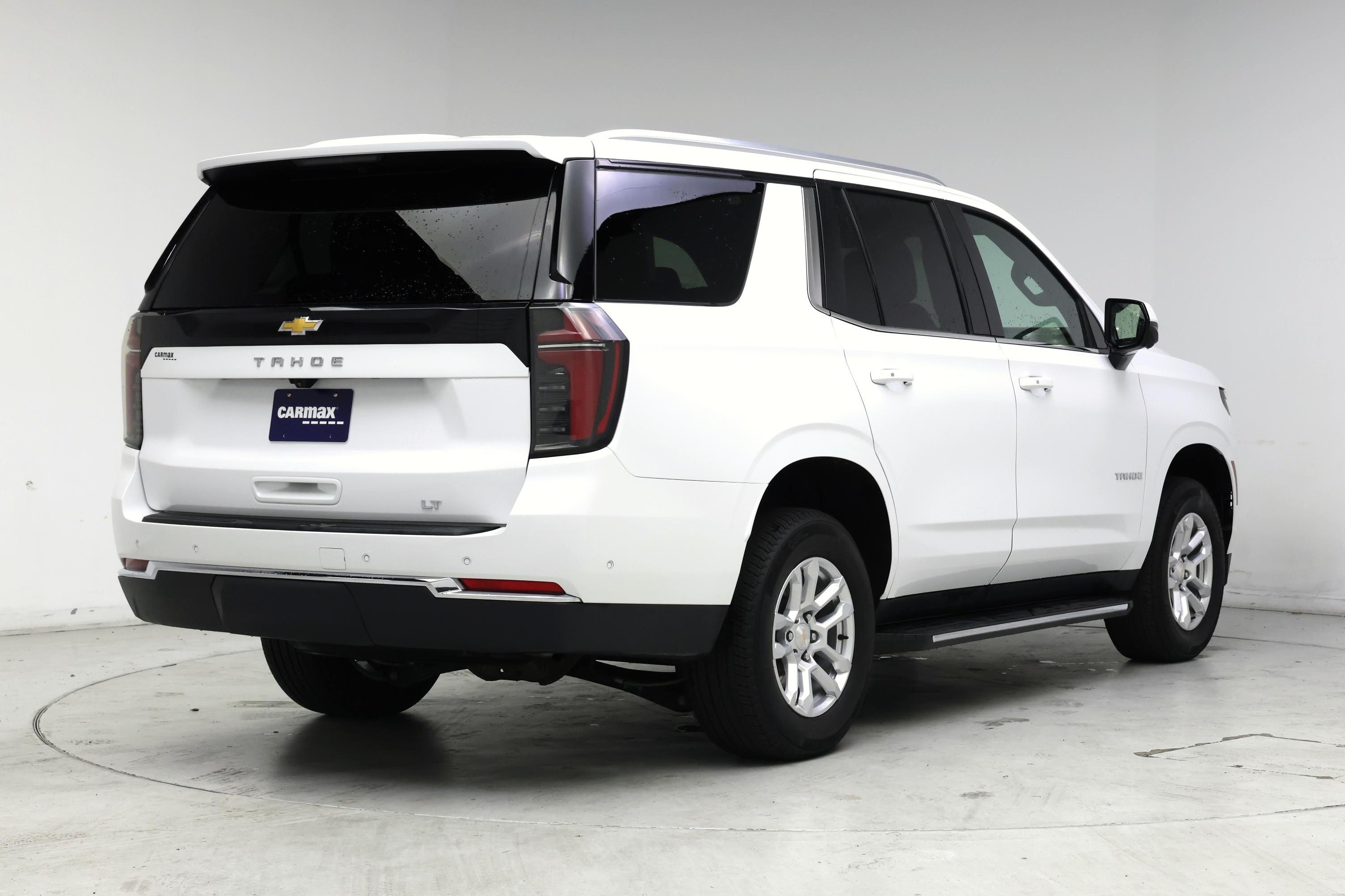 Thumbnail: 2025 Chevrolet Tahoe - 8