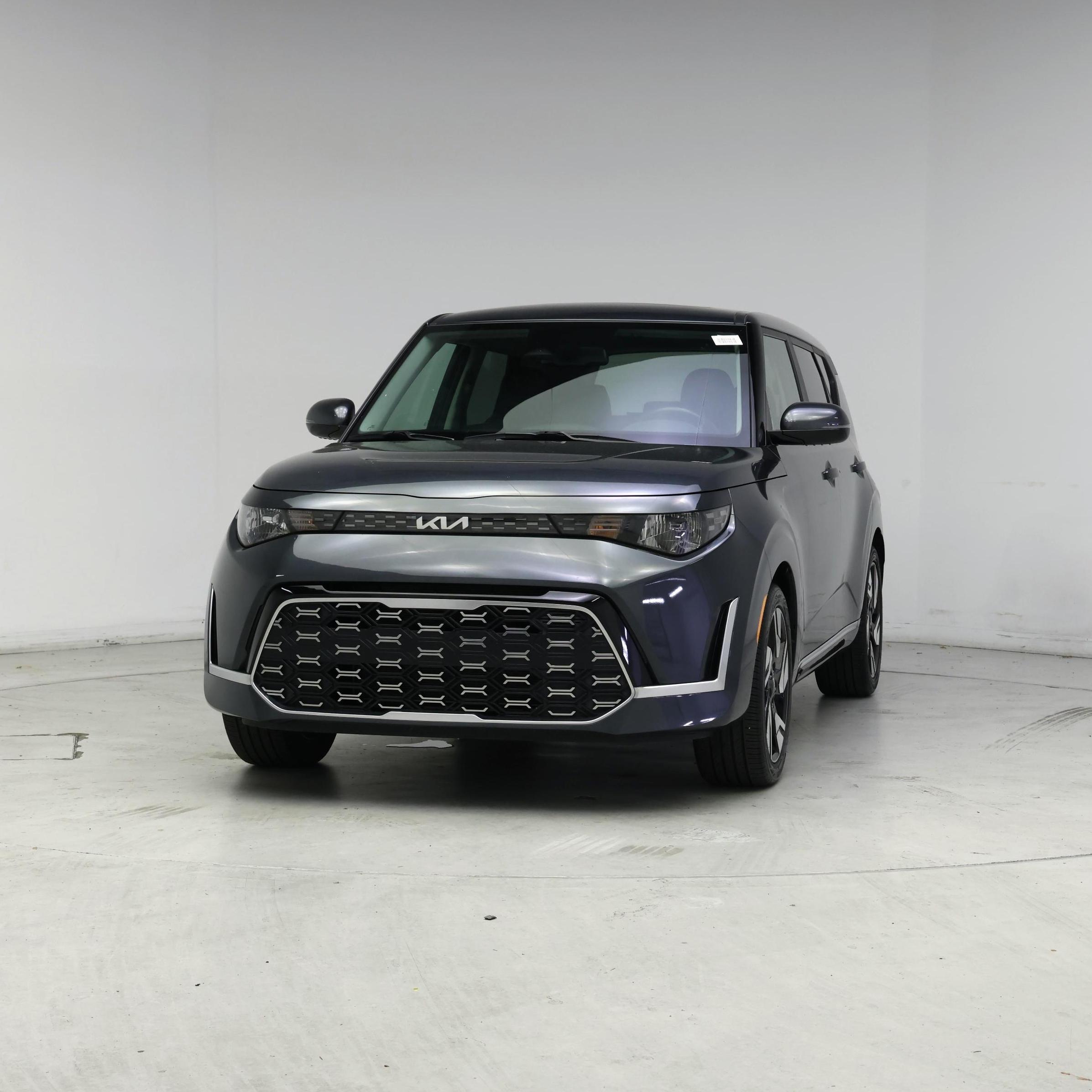 Thumbnail: 2023 Kia Soul - 4